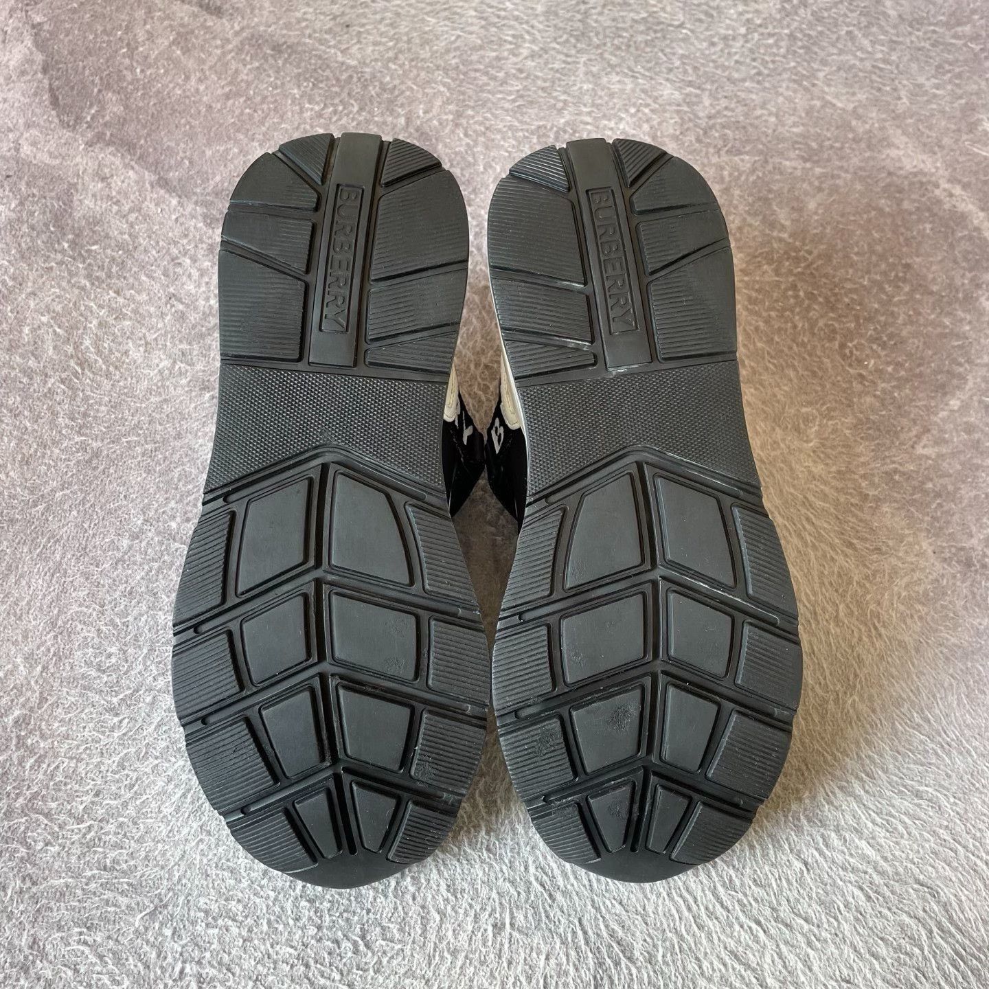 Burberry Burberry Black Lowtop Sneakers 40 Men Size US 7.5 / EU 40-41 - 4 Thumbnail