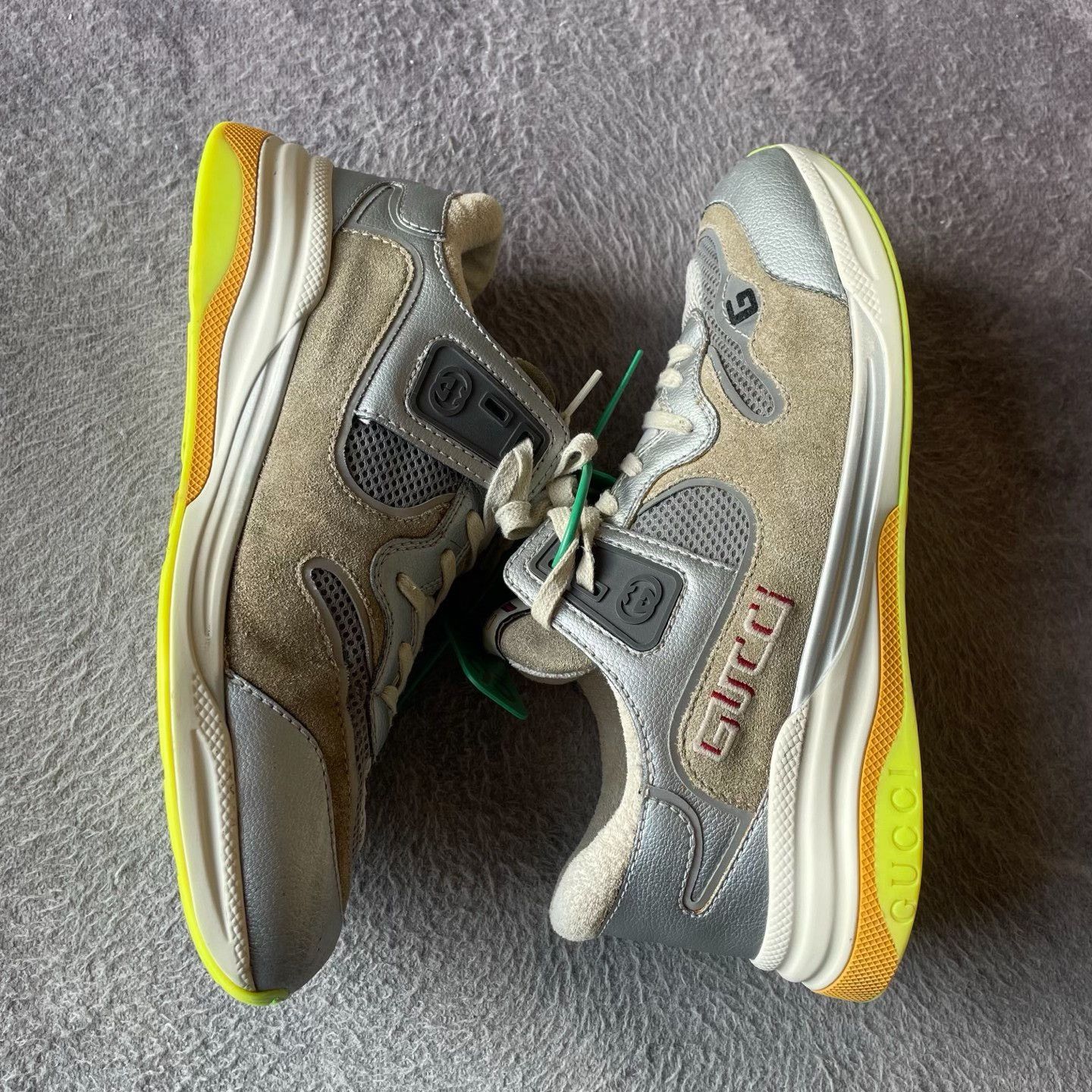 Gucci Gucci Silver Lowtop Sneakers 42 Men Size US 9 / EU 42 - 7 Thumbnail
