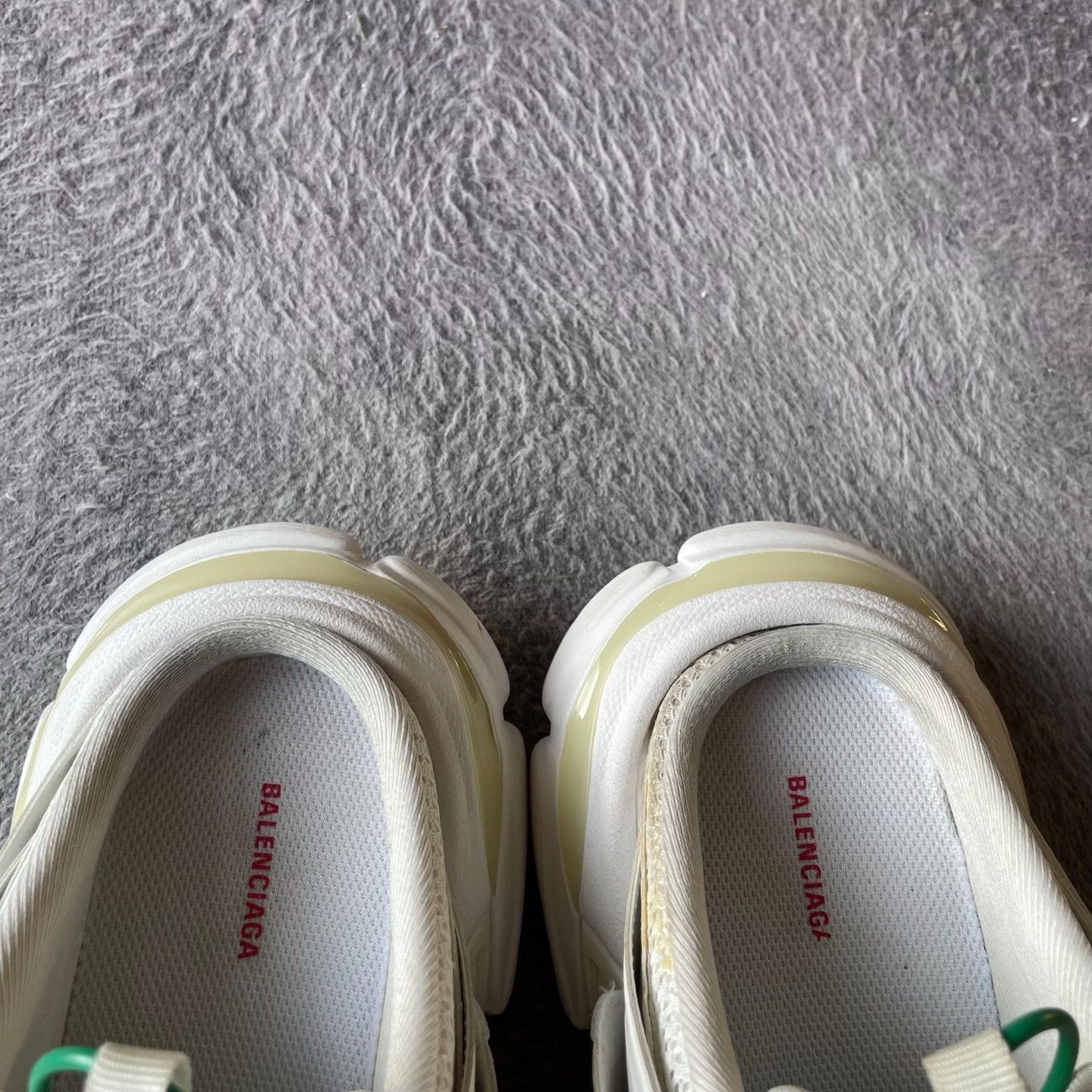 Balenciaga Balenciaga White Lowtop Sneakers 39 Women Size US 8.5 / IT 38.5 - 9 Thumbnail