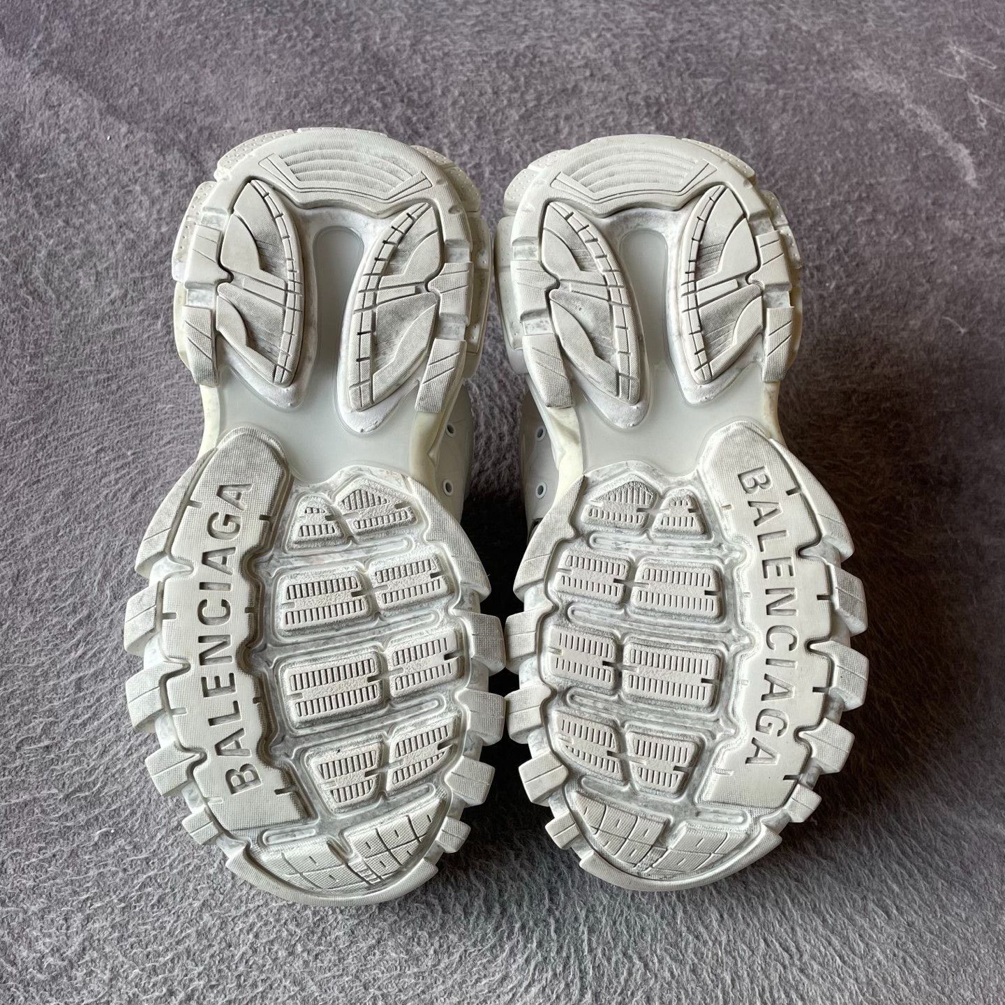 Balenciaga Balenciaga White Lowtop Sneakers 39 Women Size US 8.5 / IT 38.5 - 4 Thumbnail