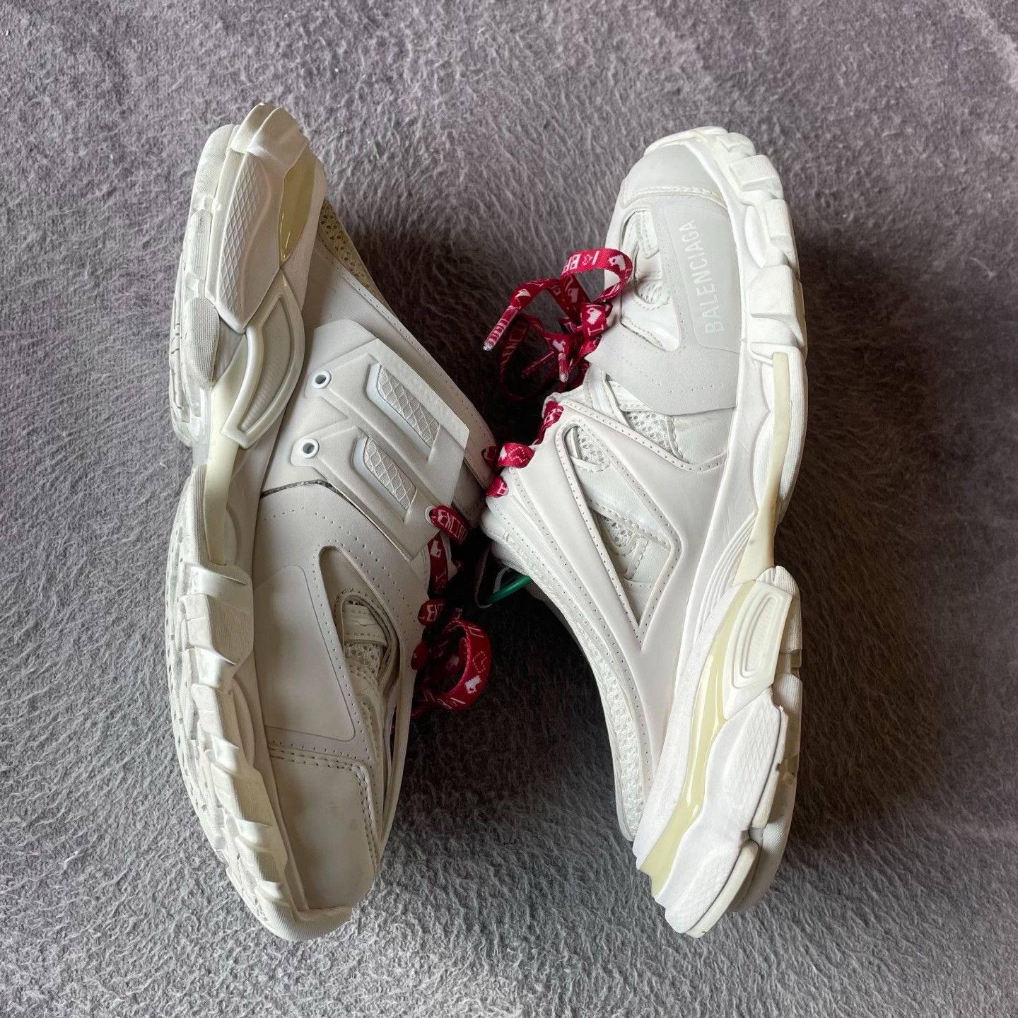 Balenciaga Balenciaga White Lowtop Sneakers 39 Women Size US 8.5 / IT 38.5 - 8 Thumbnail
