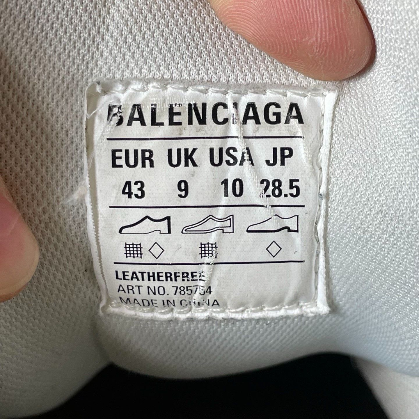 Balenciaga Balenciaga Cargo White Lowtop Sneakers 43 Men Size US 10 / EU 43 - 7 Thumbnail