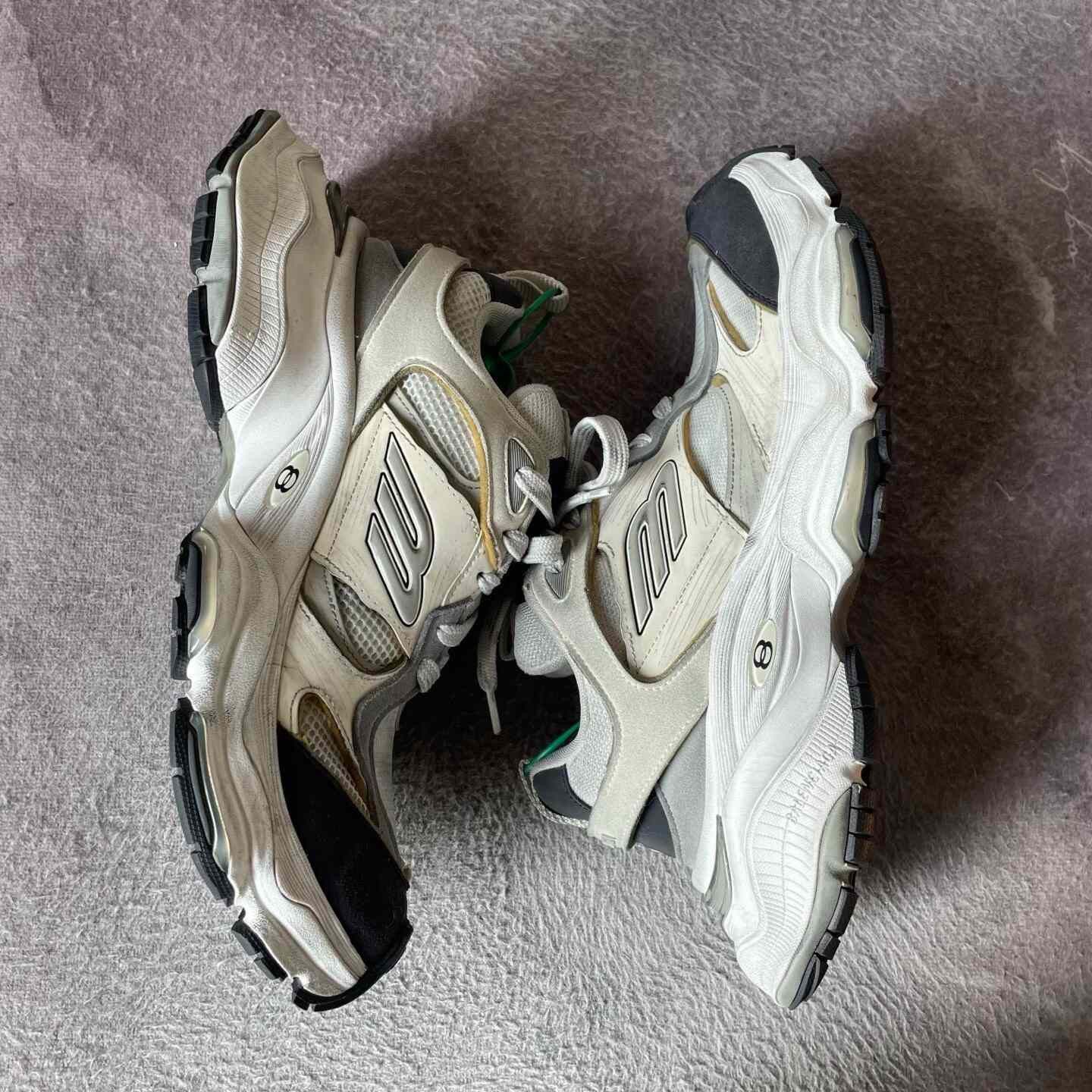 Balenciaga Balenciaga Cargo White Lowtop Sneakers 43 Men Size US 10 / EU 43 - 9 Thumbnail