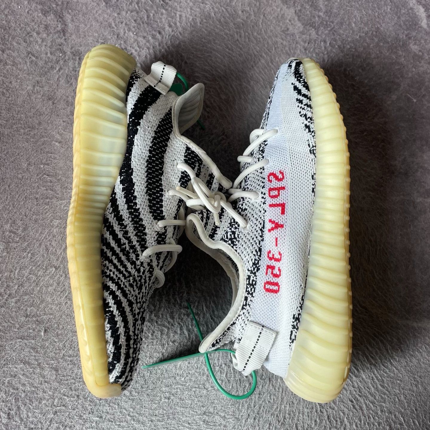 Yeezy Yeezy White Lowtop Sneakers 44 Men Size US 10.5 / EU 43-44 - 7 Thumbnail