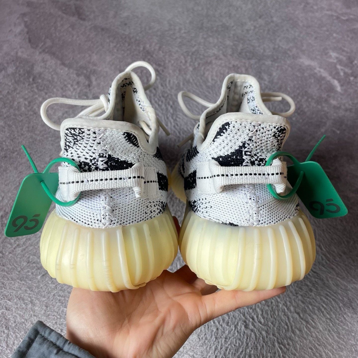 Yeezy Yeezy White Lowtop Sneakers 44 Men Size US 10.5 / EU 43-44 - 3 Thumbnail