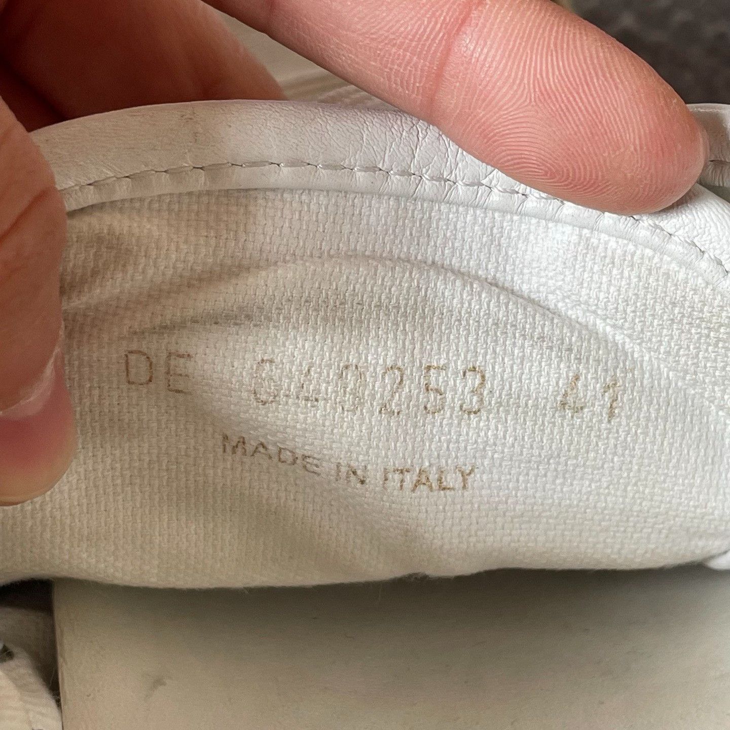 Saint Laurent Paris Saint Laurent Paris White Lowtop Sneakers 41 Men Size US 8.5 / EU 41-42 - 6 Thumbnail