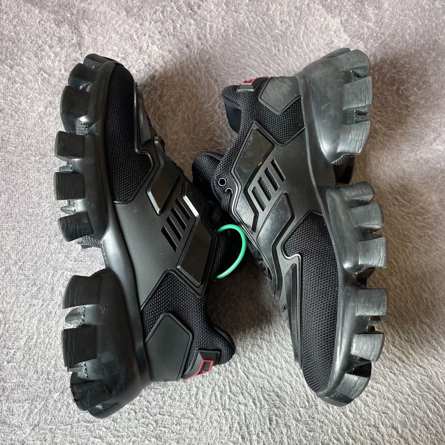 Prada Prada Black Lowtop Sneakers L Women Size US 8 / IT 38 - 6 Thumbnail