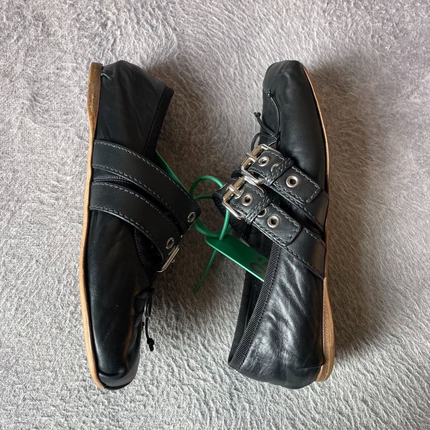 Prada Prada Black Lowtop Sneakers 36 Women Size US 6 / IT 36 - 7 Thumbnail