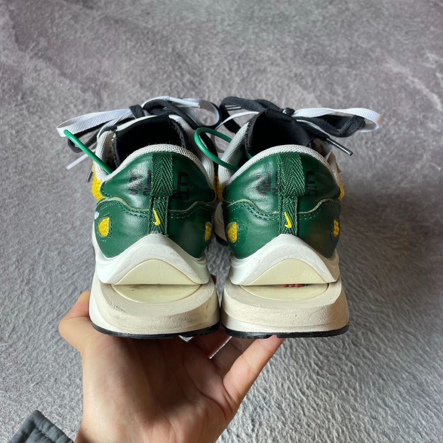 Nike Nike Yellow Lowtop Sneakers 38 Men Size US 6 / EU 39 - 3 Thumbnail