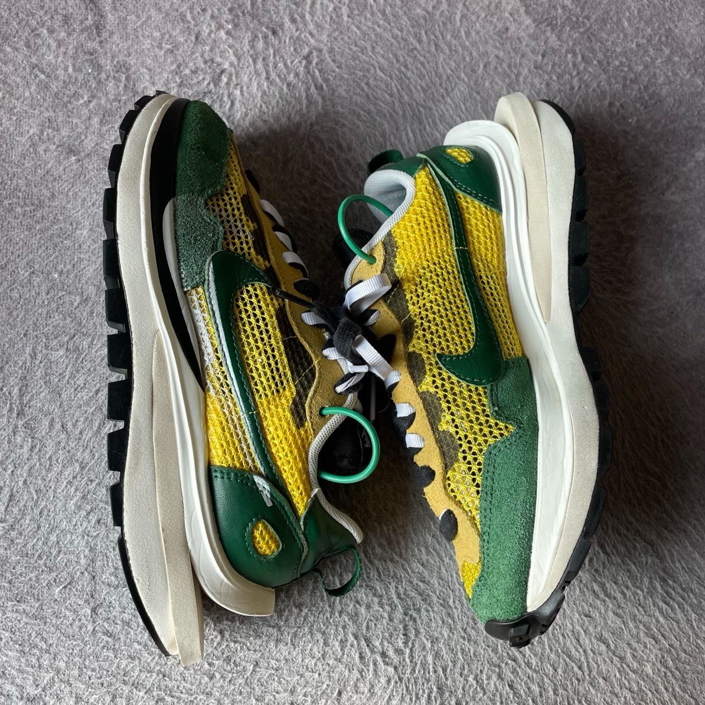 Nike Nike Yellow Lowtop Sneakers 38 Men Size US 6 / EU 39 - 6 Thumbnail