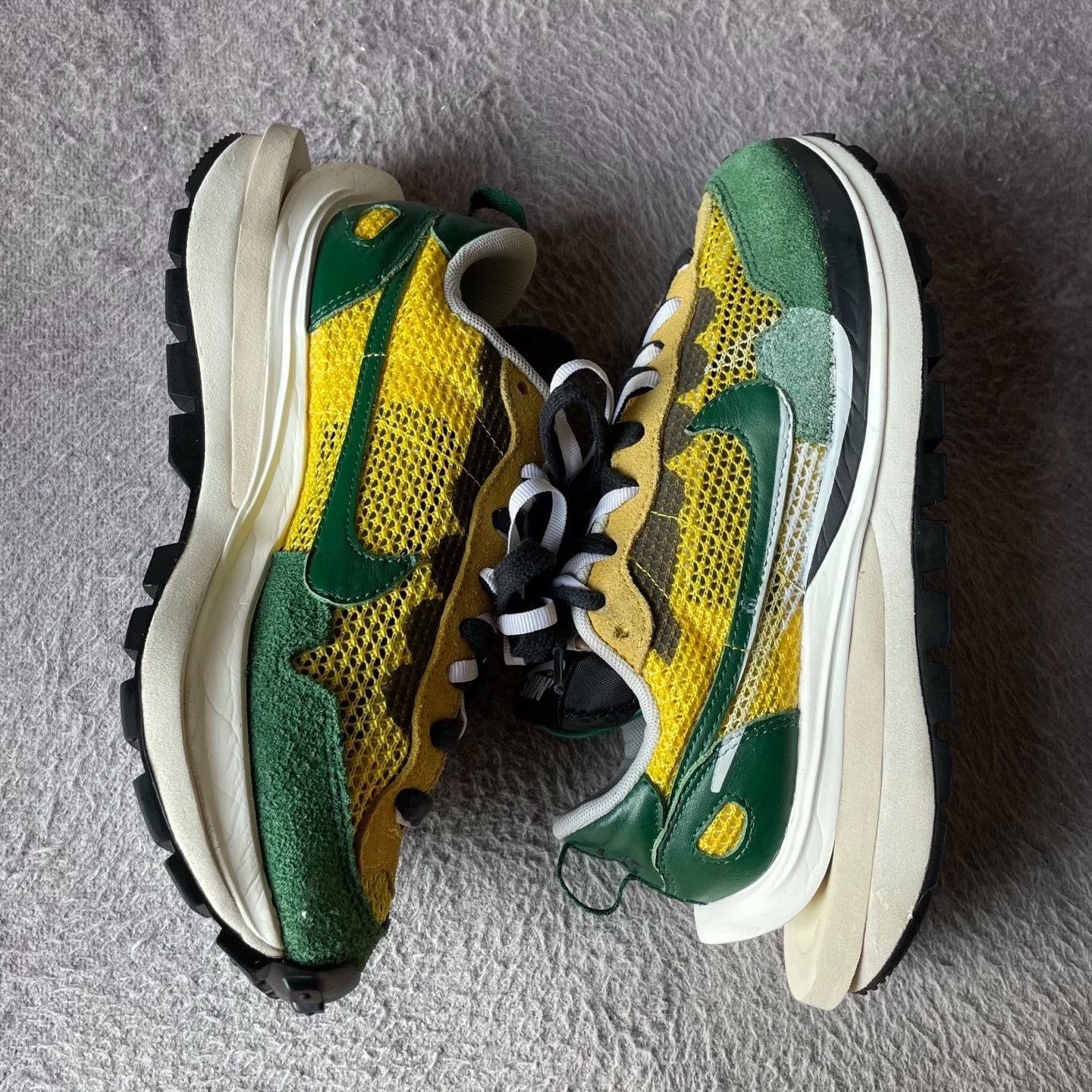 Nike Nike Yellow Lowtop Sneakers 38 Men Size US 6 / EU 39 - 7 Thumbnail