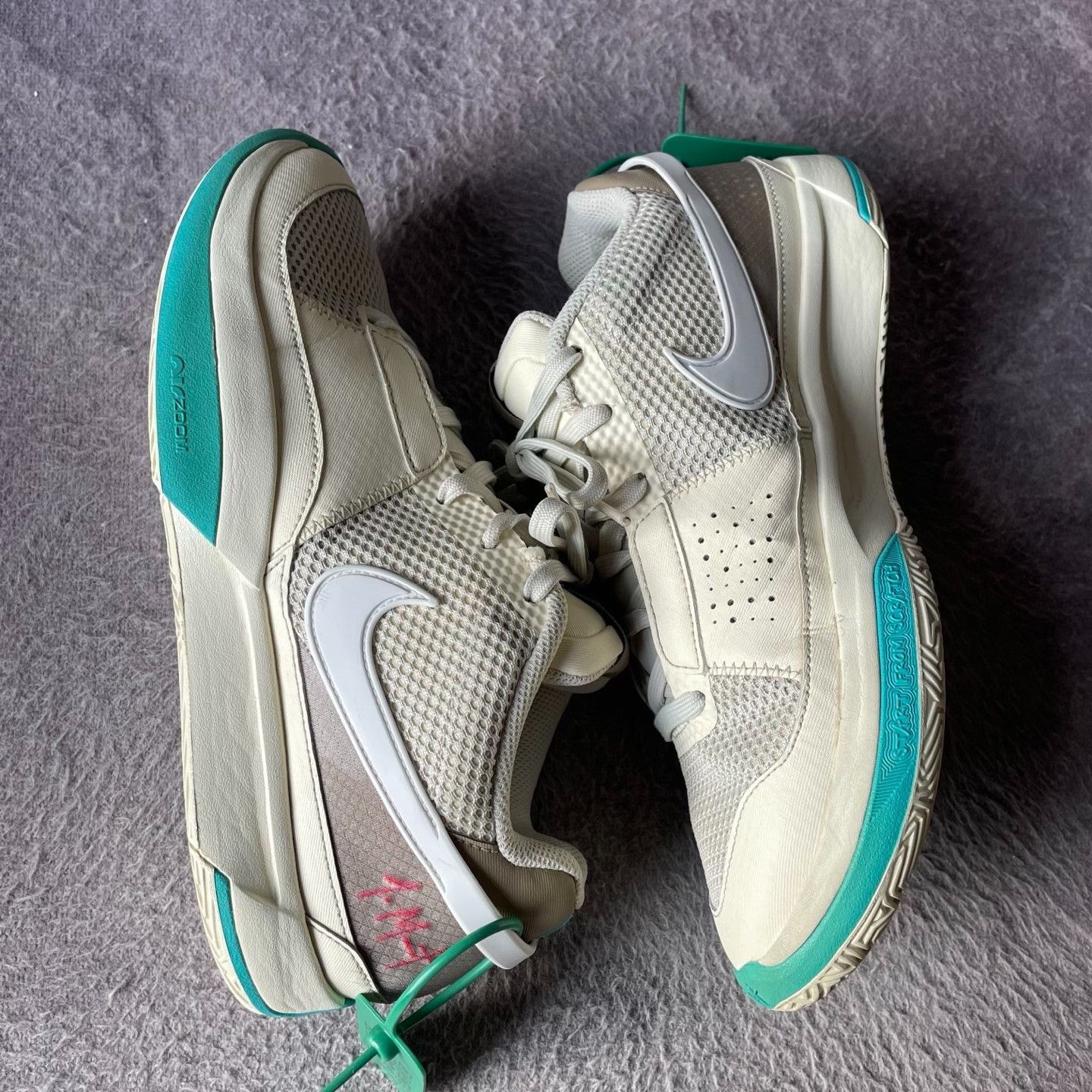 Nike Nike Yellow Lowtop Sneakers 43 Men Size US 10 / EU 43 - 7 Thumbnail