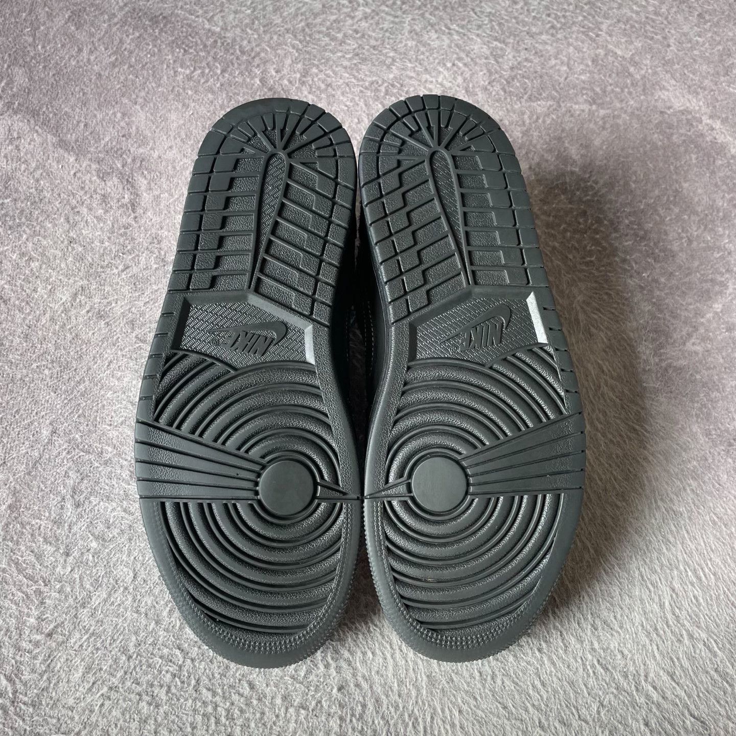 Nike Nike Black Lowtop Sneakers 41 Men Size US 8.5 / EU 41-42 - 4 Thumbnail