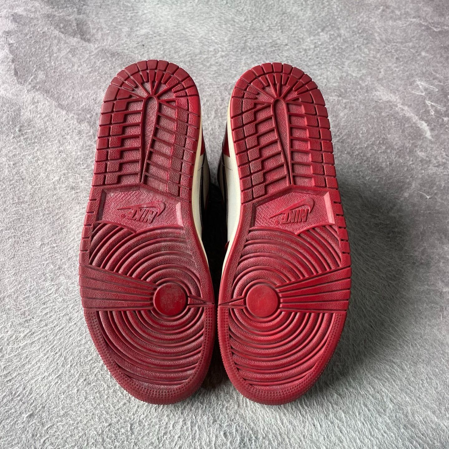 Nike Nike Distressed Red Lowtop Sneakers 22 Men Size US 10 / EU 43 - 4 Thumbnail