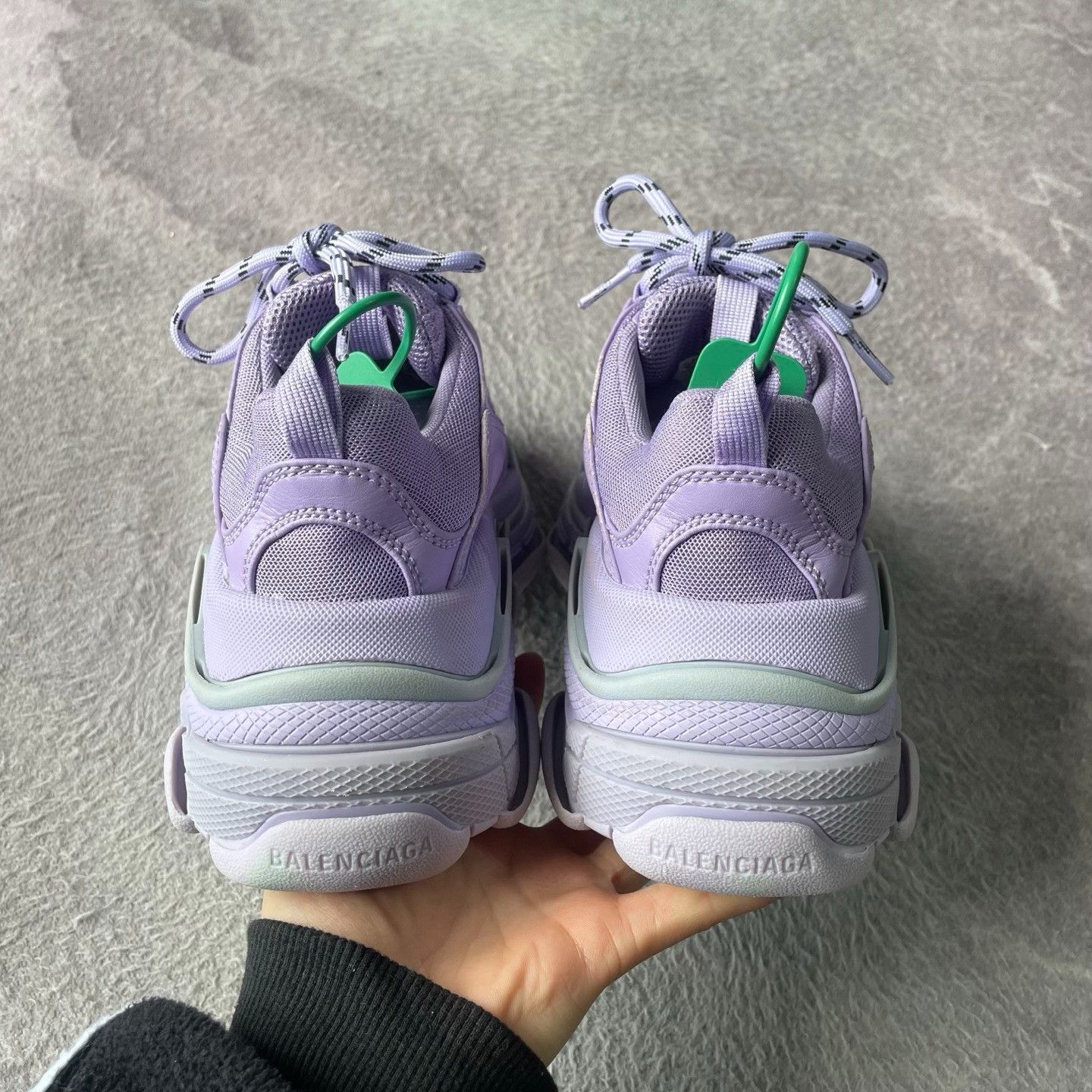 Balenciaga Balenciaga Purple Lowtop Sneakers S Women Size US 6 / IT 36 - 3 Thumbnail