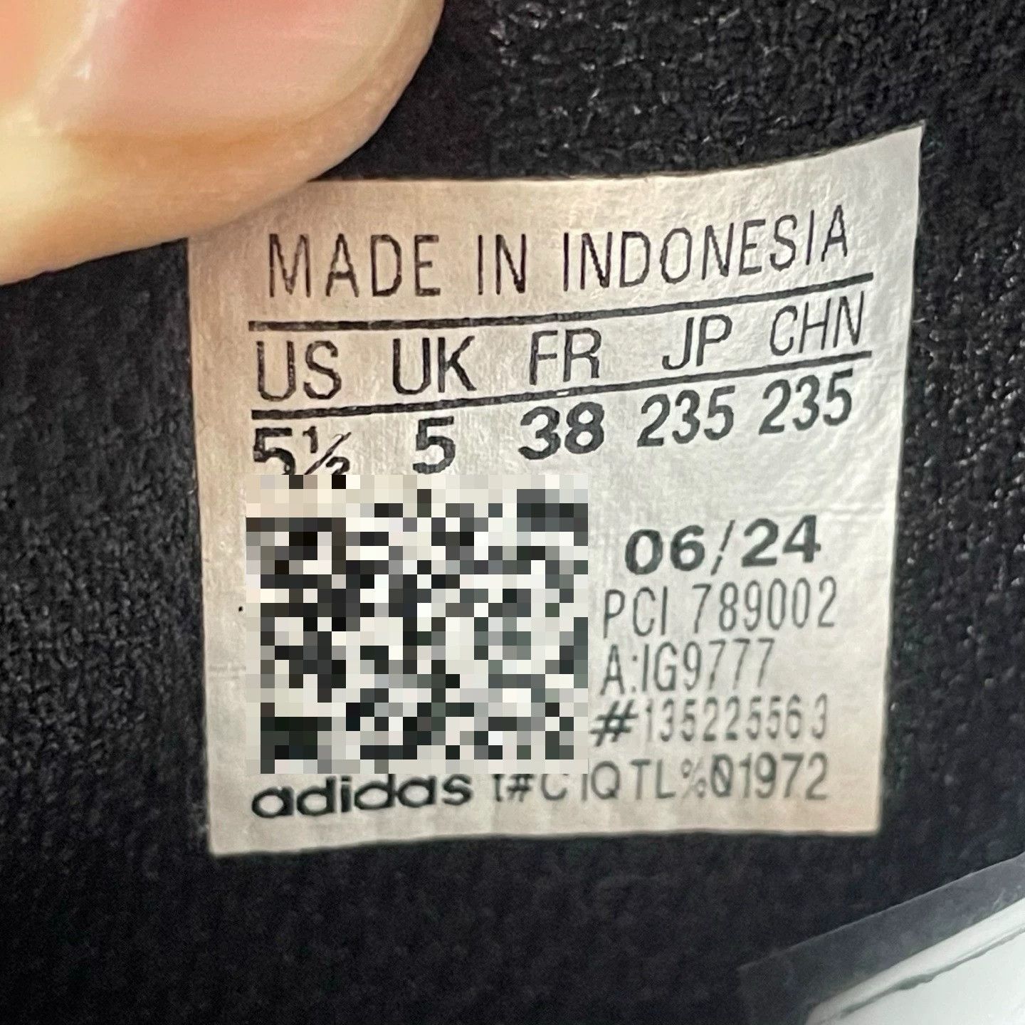 Adidas Adidas Black Lowtop Sneakers 38 Men Size US 6 / EU 39 - 5 Thumbnail