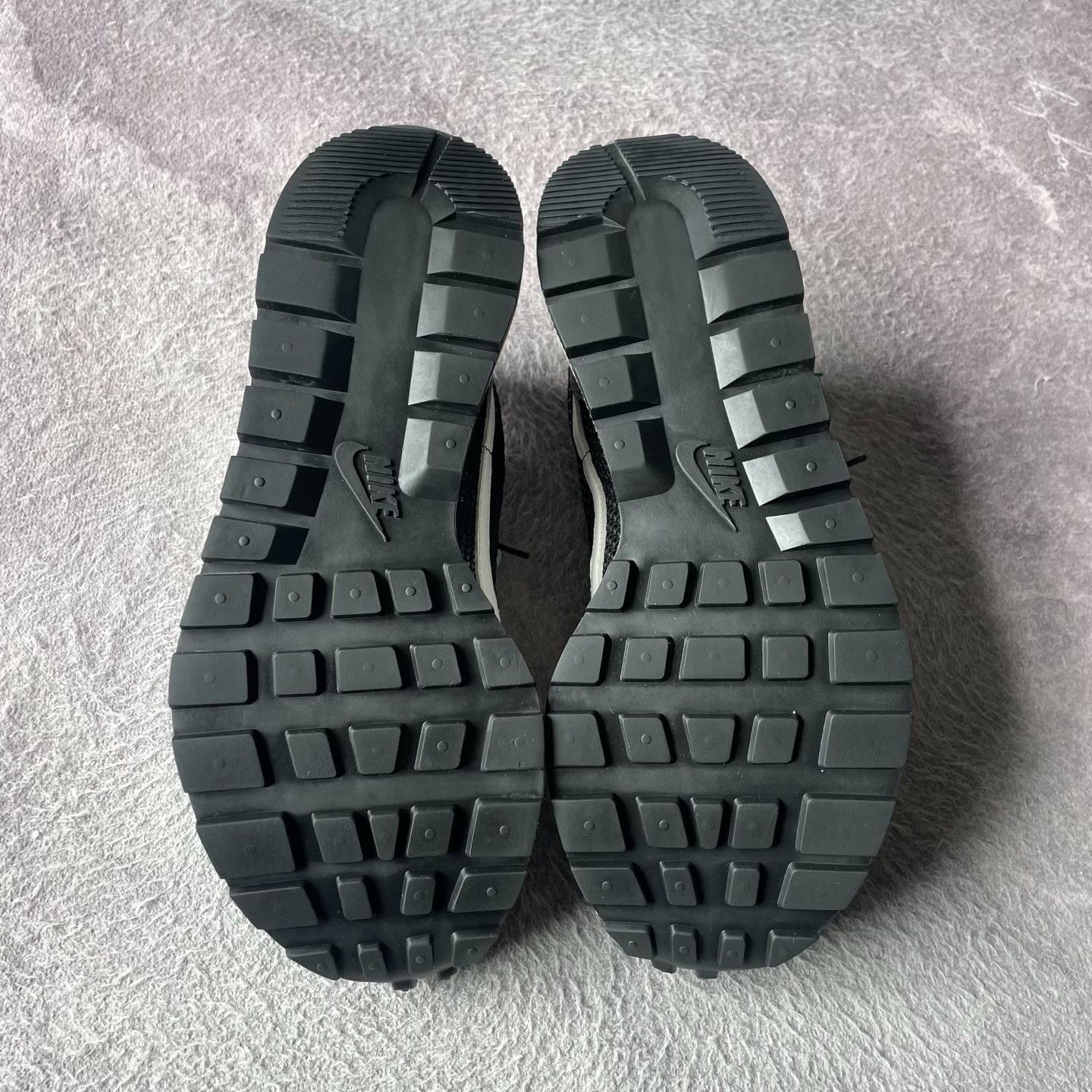 Nike Nike Black Lowtop Sneakers 42 Men Size US 9 / EU 42 - 4 Thumbnail