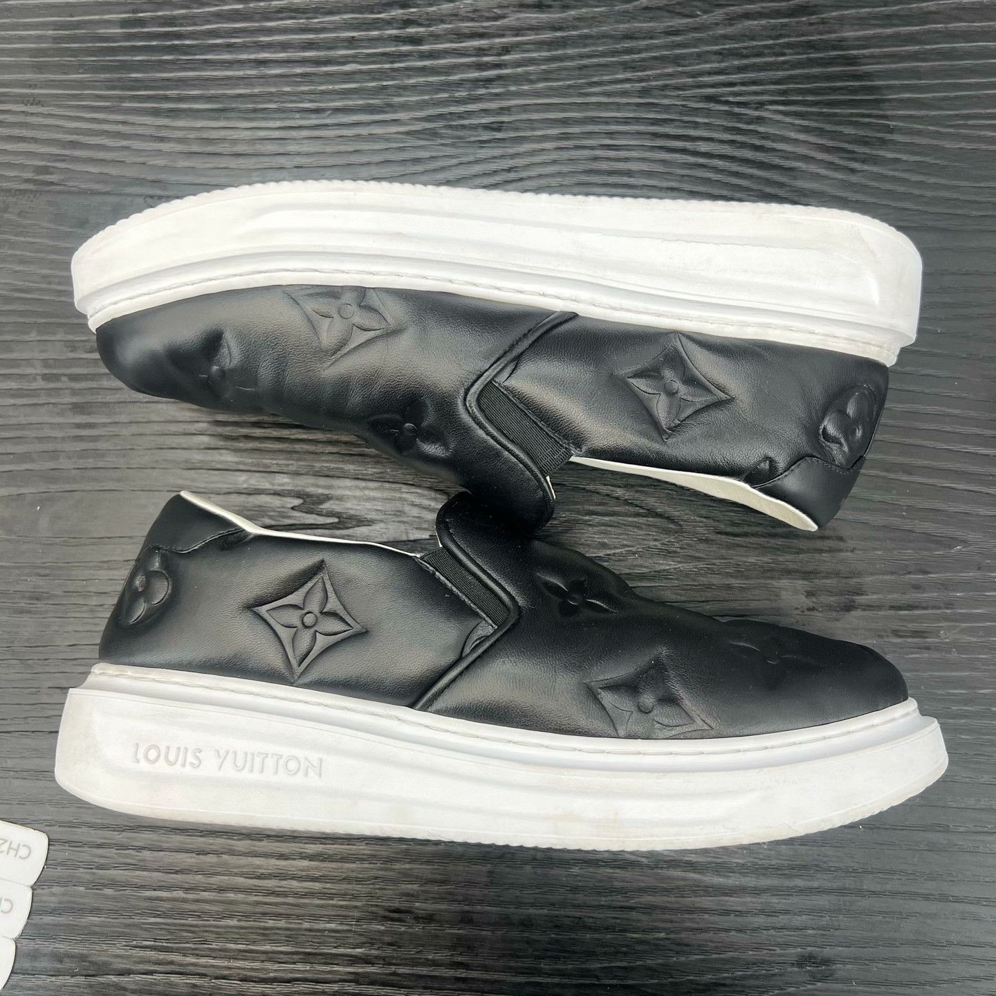 Louis Vuitton Louis Vuitton Black Lowtop Sneakers 40 Men Size US 7.5 / EU 40-41 - 6 Thumbnail