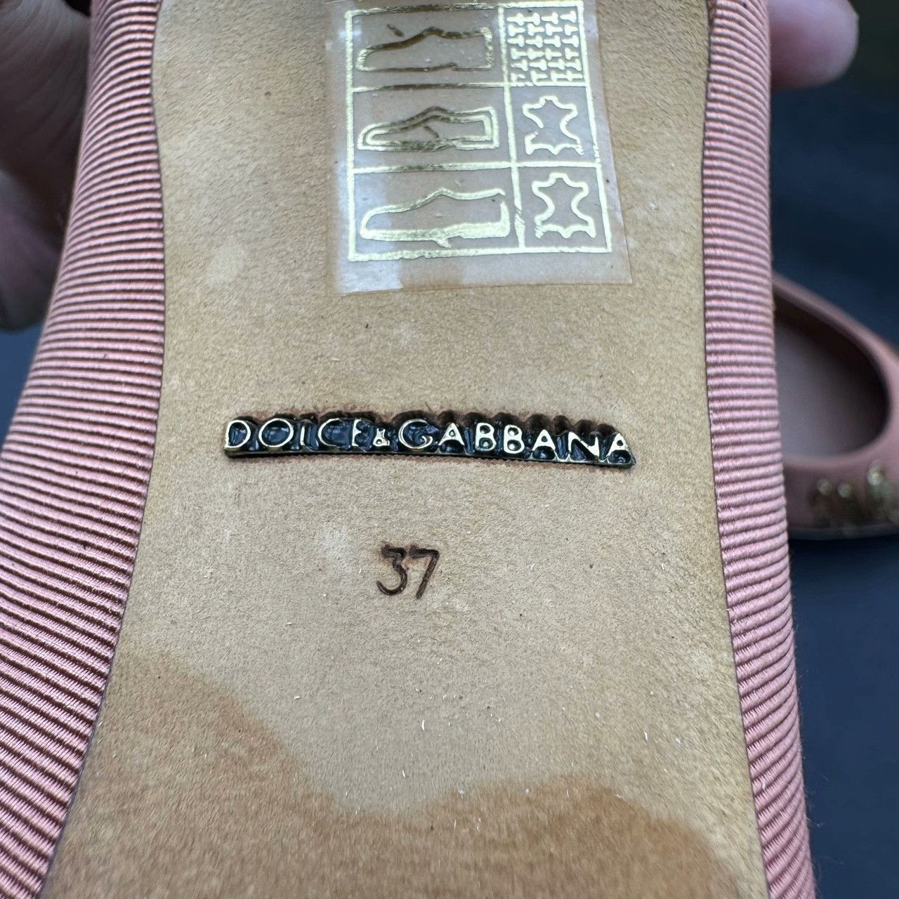 Dolce & Gabbana Dolce & Gabbana Floral Embroidered Lowtop Sneakers 37 Women Size US 6.5 / IT 36.5 - 6 Thumbnail