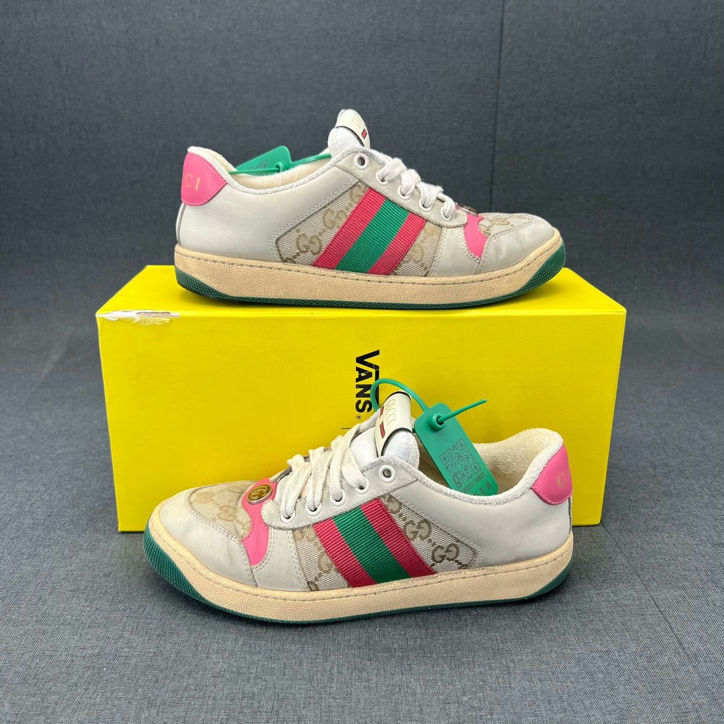 Gucci Gucci Pink Lowtop Sneakers 35 Women Size US 5 / IT 35 - 2 Thumbnail