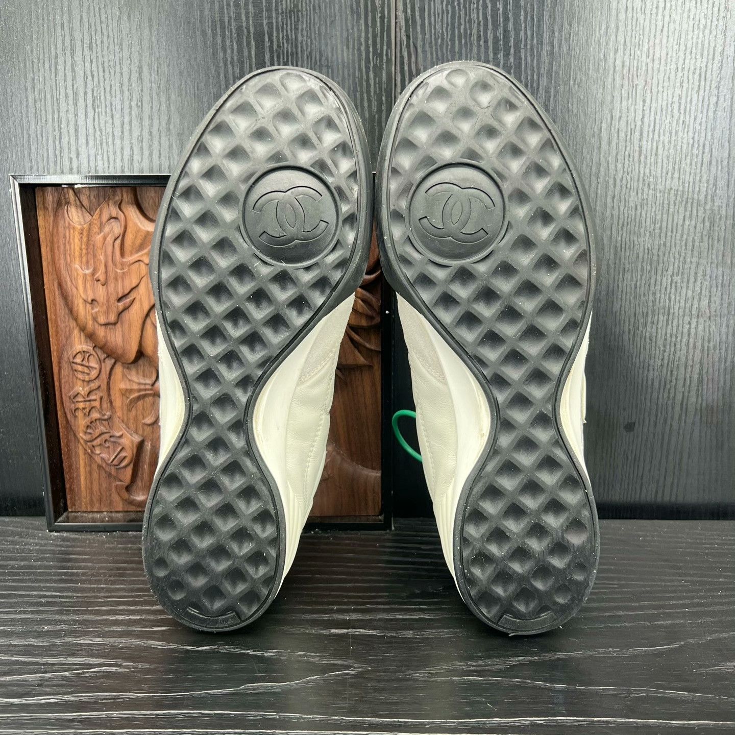 Chanel Chanel White Lowtop Sneakers S Women Size US 6 / IT 36 - 4 Thumbnail