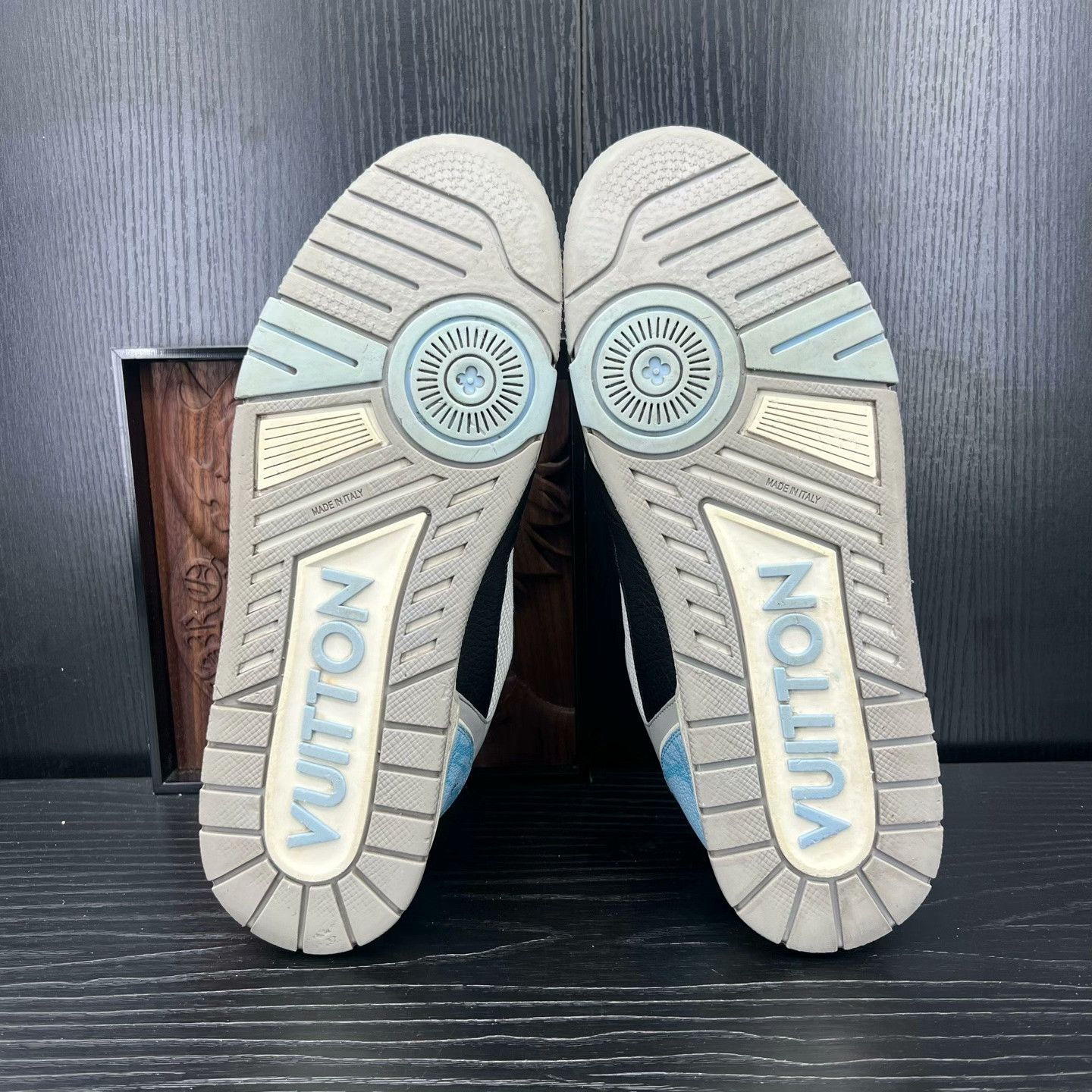 Louis Vuitton Louis Vuitton Training Blue Lowtop Sneakers 42 Men Size US 9 / EU 42 - 4 Thumbnail