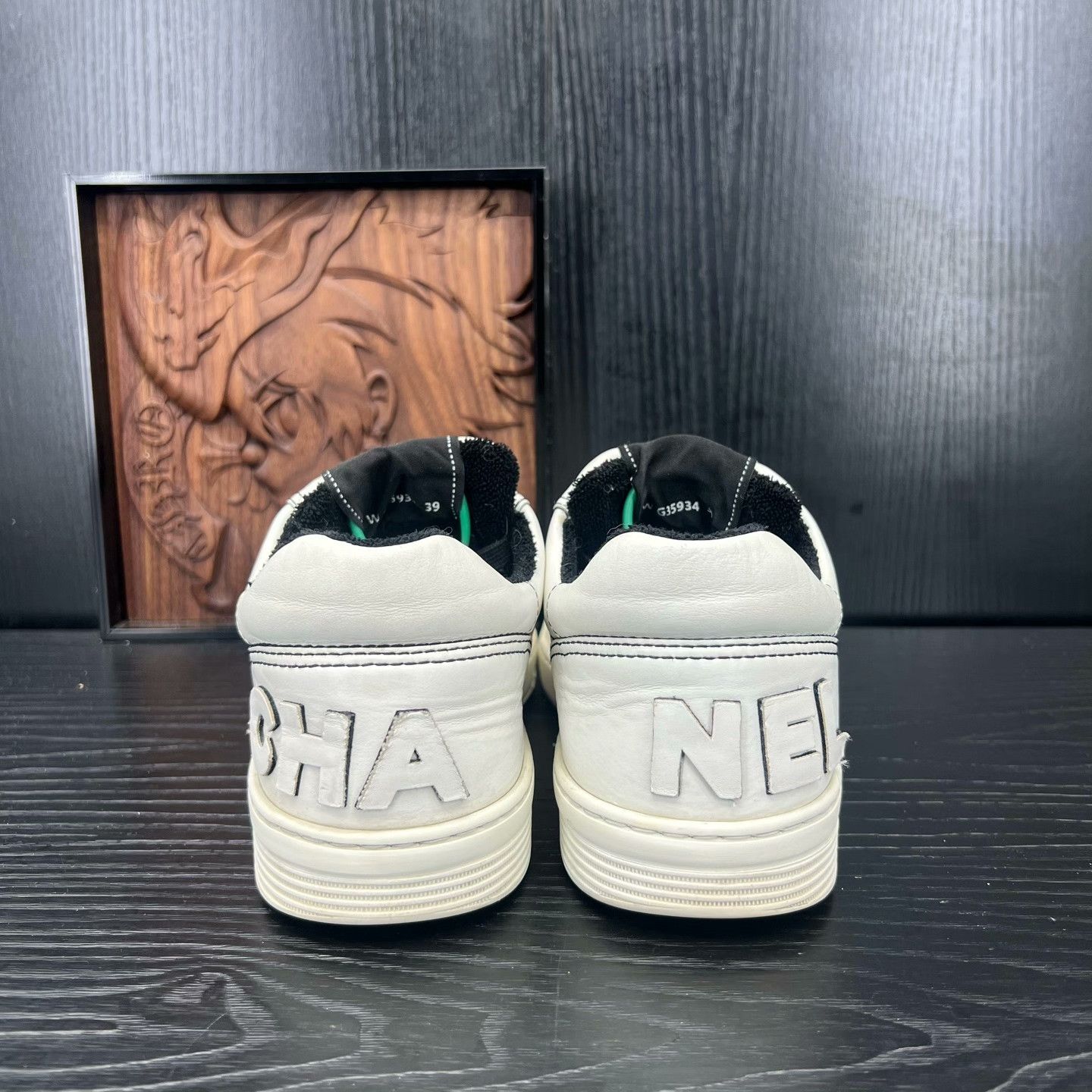Chanel Chanel Black Lowtop Sneakers 39 Women Size US 8.5 / IT 38.5 - 5 Thumbnail