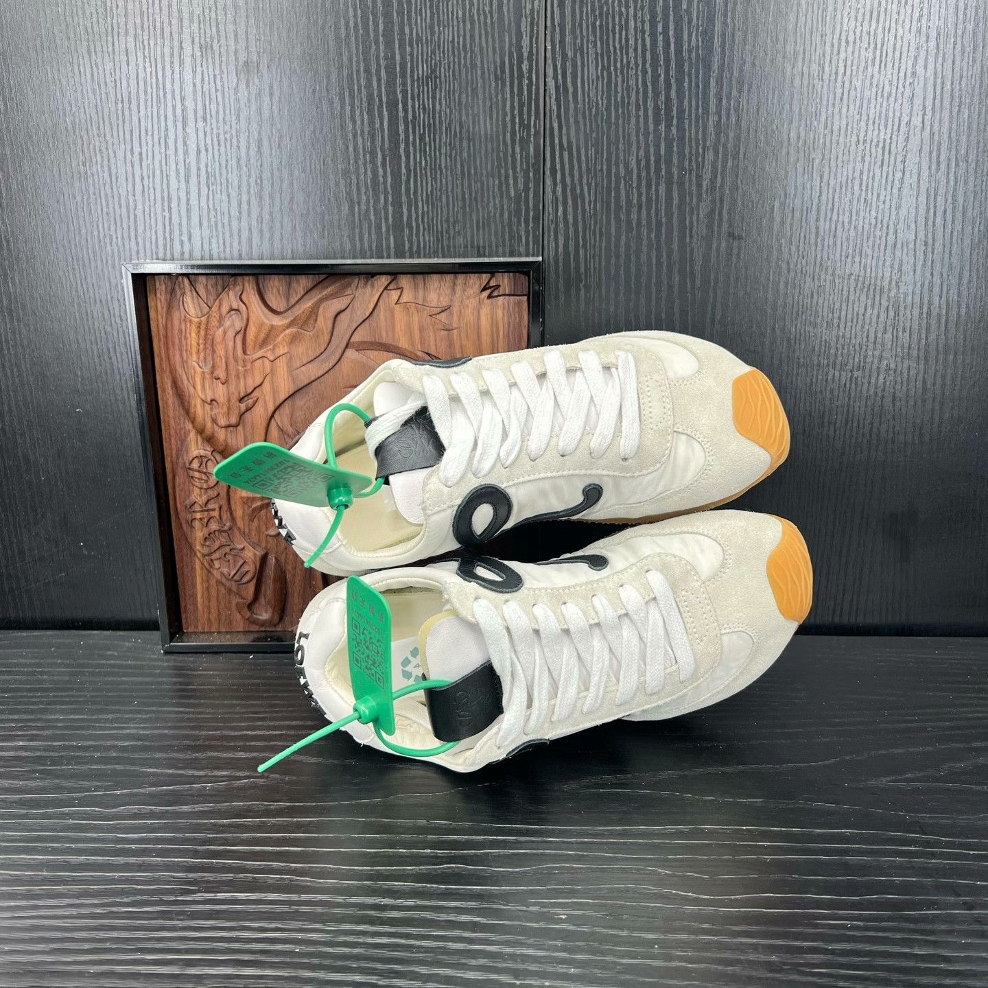 Loewe Loewe Running White Lowtop Sneakers 36 Women Size US 6 / IT 36 - 6 Thumbnail