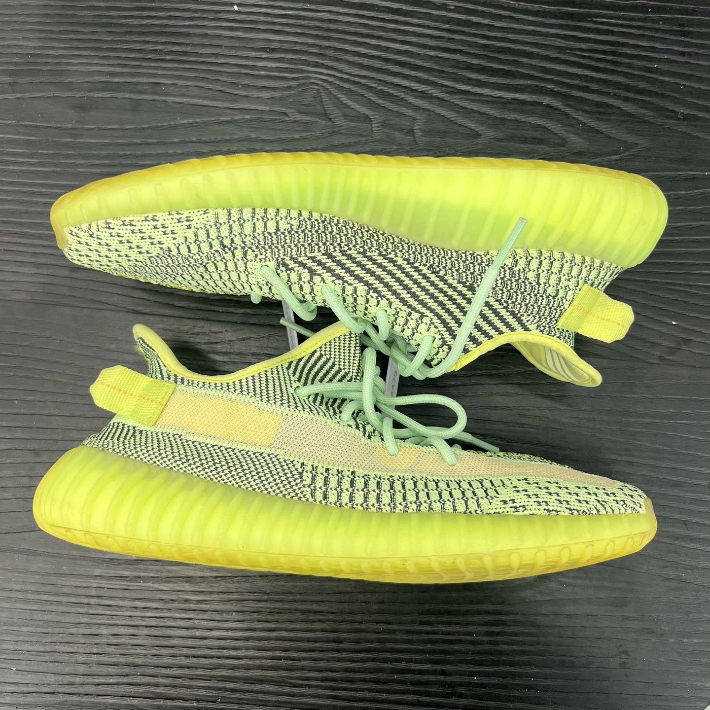 Yeezy Yeezy Green Lowtop Sneakers 45 Men Size US 11.5 / EU 44-45 - 3 Thumbnail