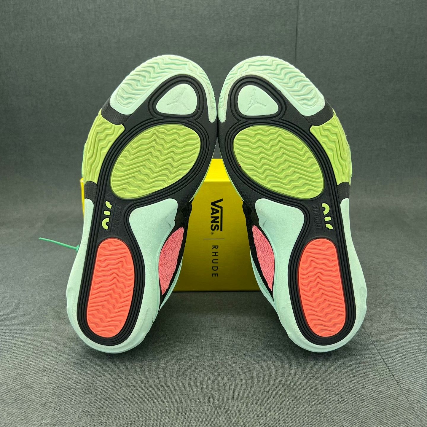 Nike Nike Green Lowtop Sneakers 42 Men Size US 9 / EU 42 - 6 Thumbnail