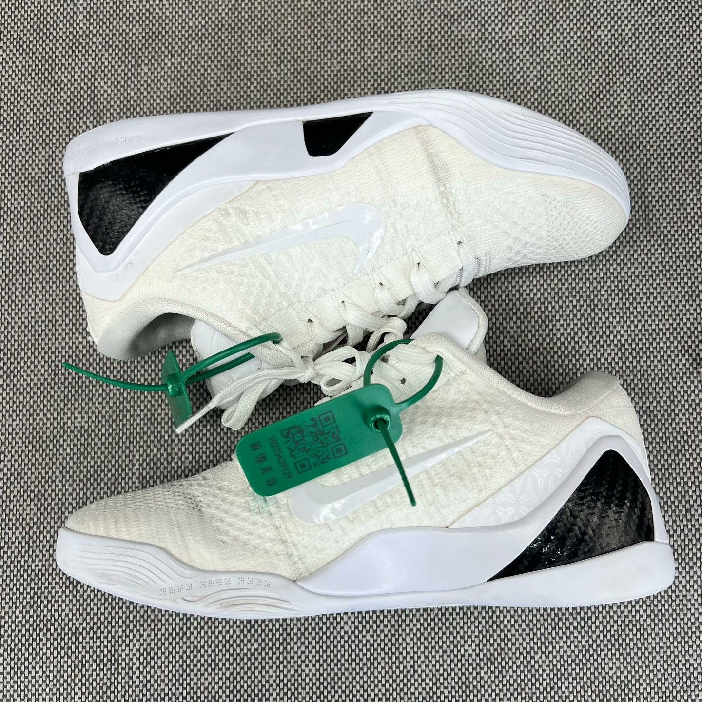 Nike Nike White Lowtop Sneakers 40 Men Size US 7.5 / EU 40-41 - 3 Thumbnail