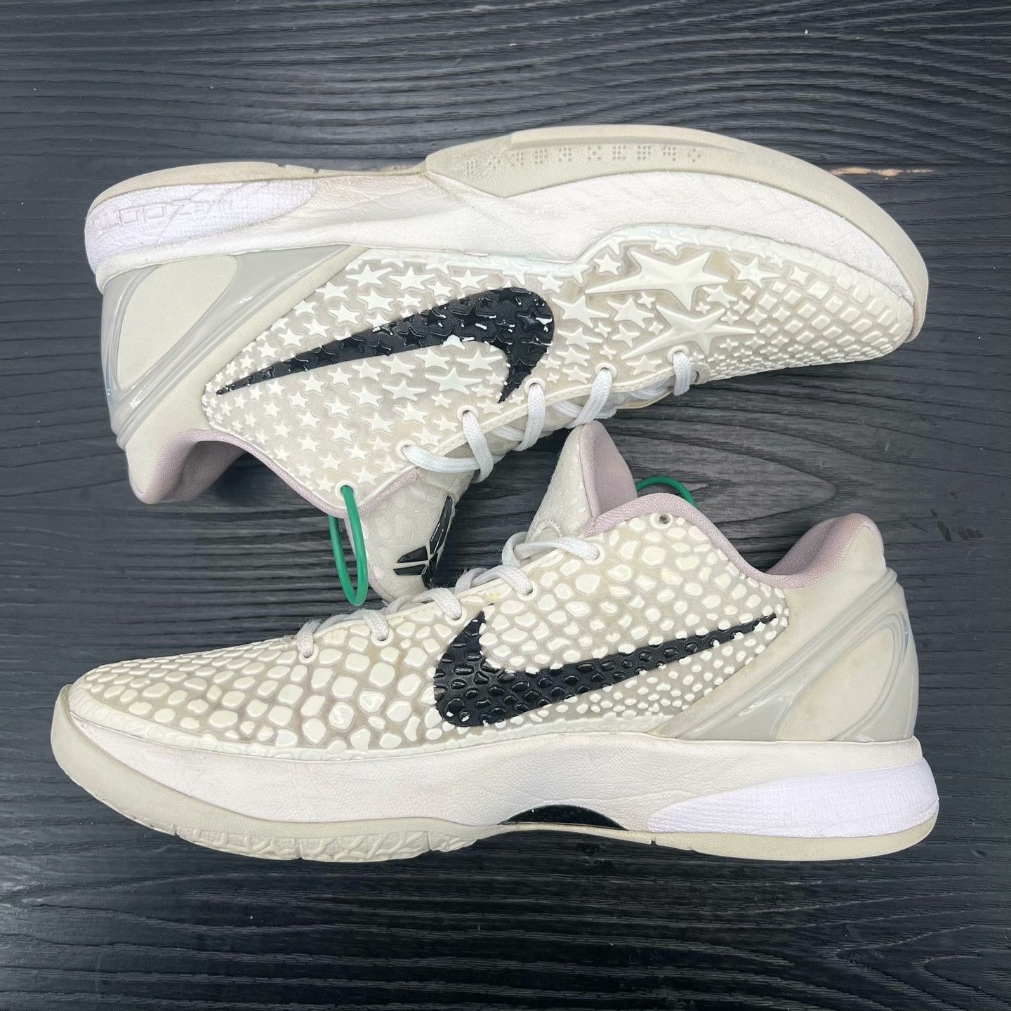 Nike Nike White Lowtop Sneakers 43 Men Size US 10 / EU 43 - 2 Thumbnail