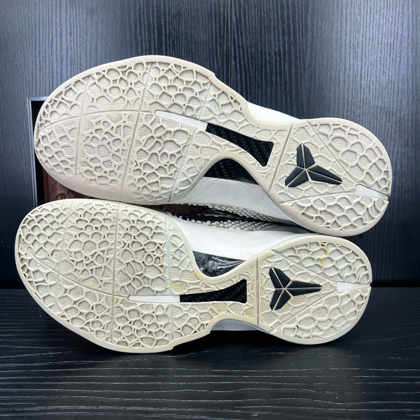 Nike Nike White Lowtop Sneakers 43 Men Size US 10 / EU 43 - 5 Thumbnail