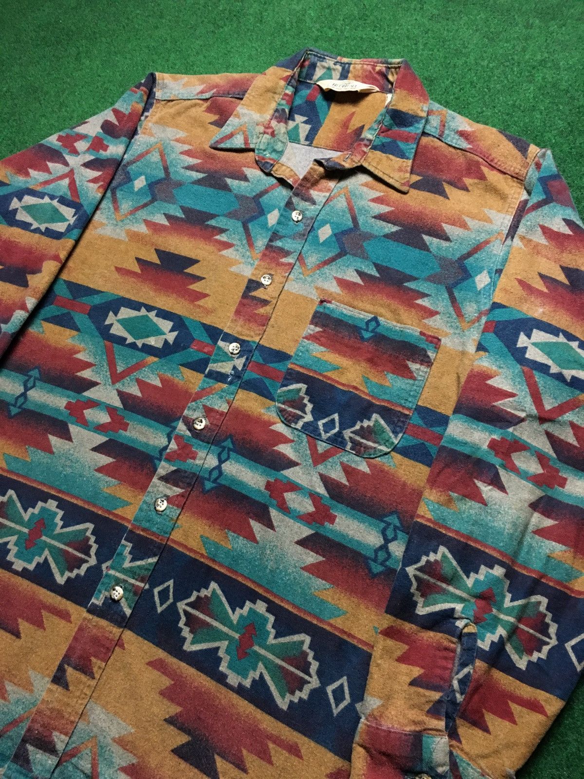 Redhead Vintage 90s Aztec long sleeve button up Size US L / EU 52-54 / 3 - 2 Thumbnail