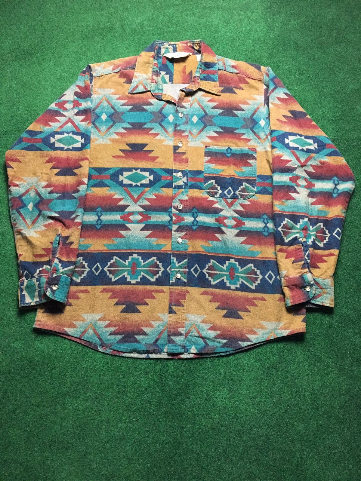 Redhead Vintage 90s Aztec long sleeve button up Size US L / EU 52-54 / 3 - 1 Thumbnail