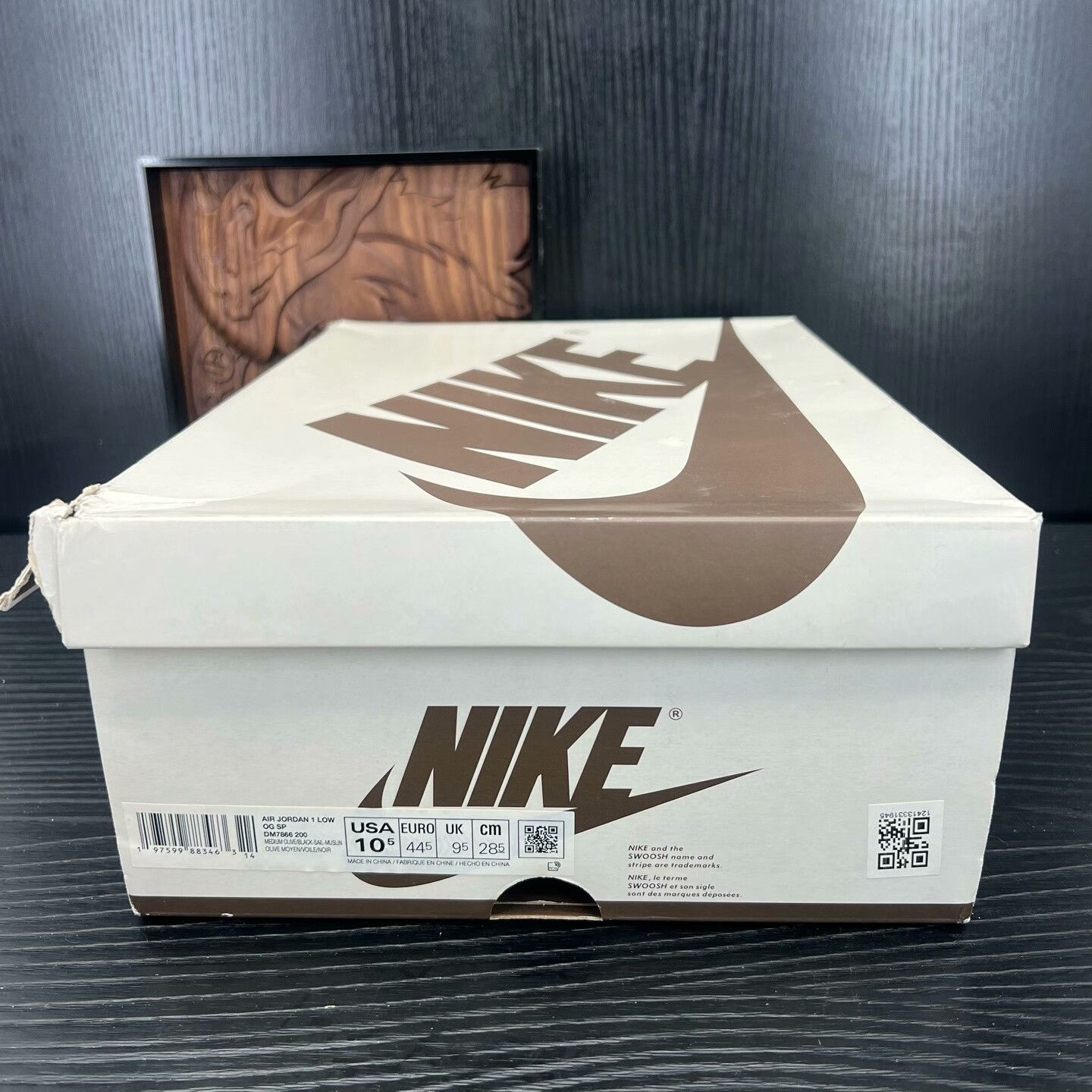 Nike Nike AJ1 Green Lowtop Sneakers 44.5 Men Size US 11 / EU 44 - 9 Thumbnail