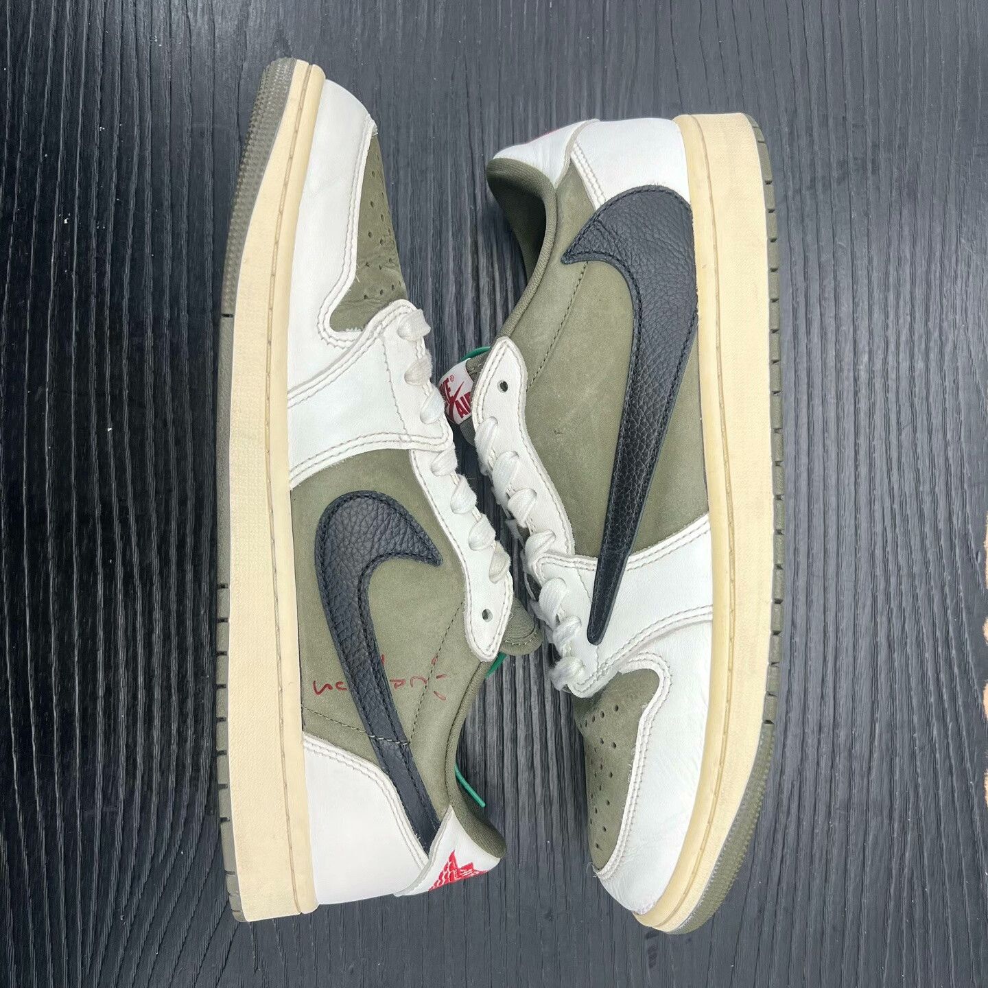 Nike Nike AJ1 Green Lowtop Sneakers 44.5 Men Size US 11 / EU 44 - 3 Thumbnail