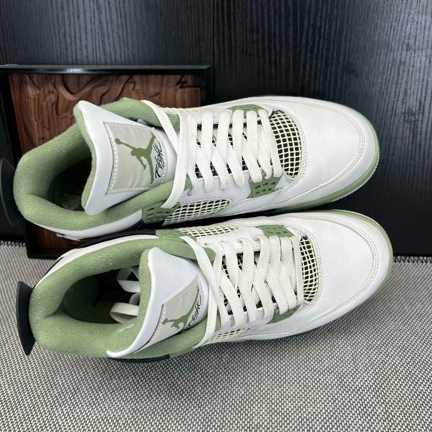 Nike Nike AJ4 Lowtop Sneakers 44 Men Size US 10.5 / EU 43-44 - 3 Thumbnail