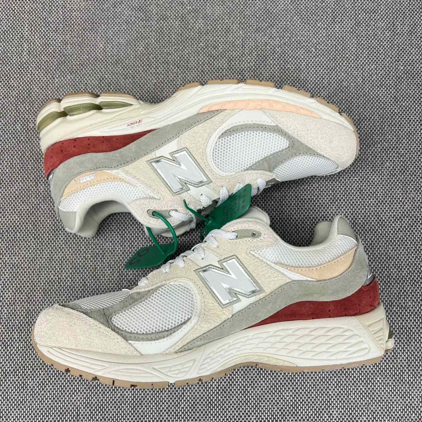 New Balance New Balance Gray Lowtop Sneakers 43 Men Size US 10 / EU 43 - 2 Thumbnail