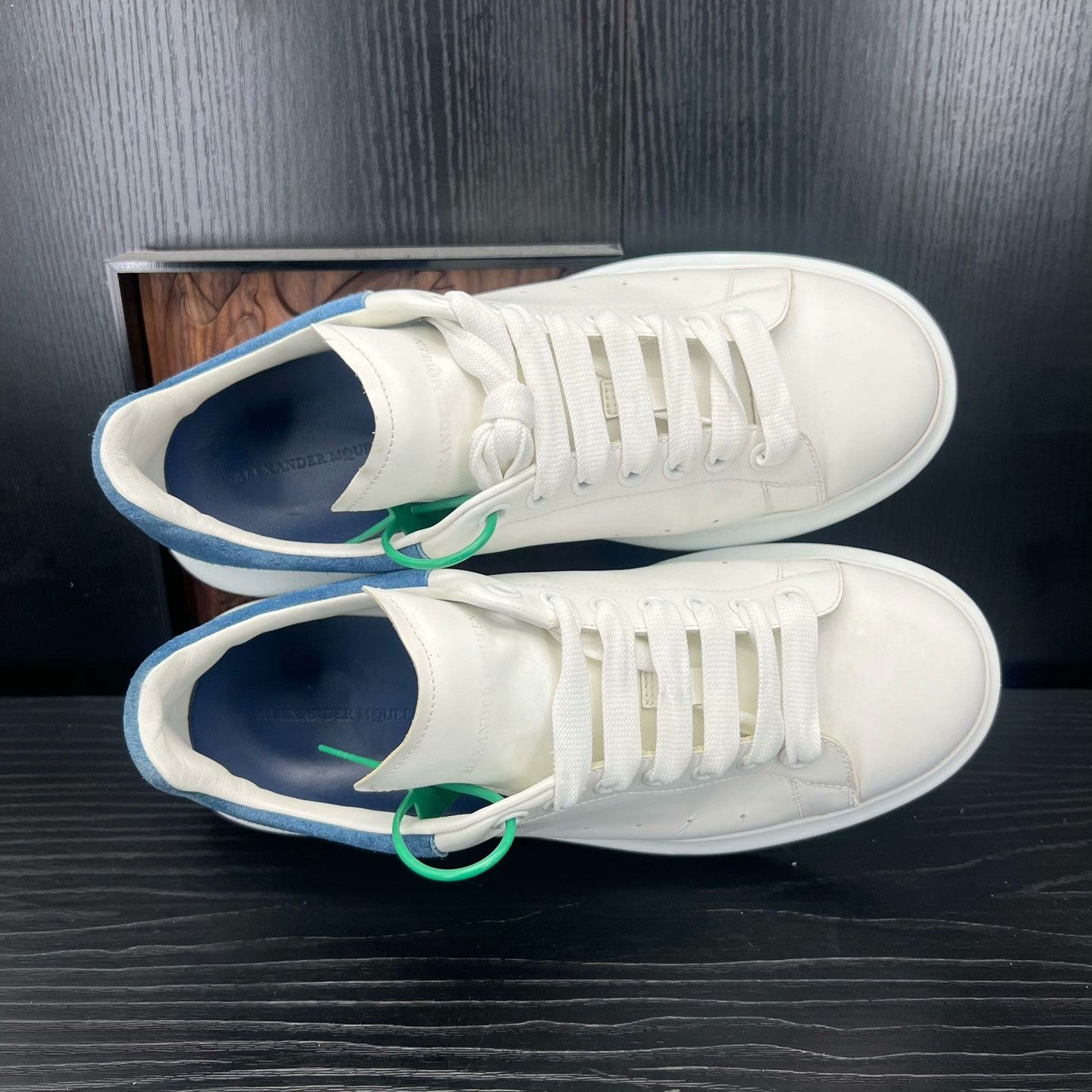 Alexander McQueen Alexander McQueen Blue Lowtop Sneakers 43 Men Size US 10 / EU 43 - 7 Thumbnail