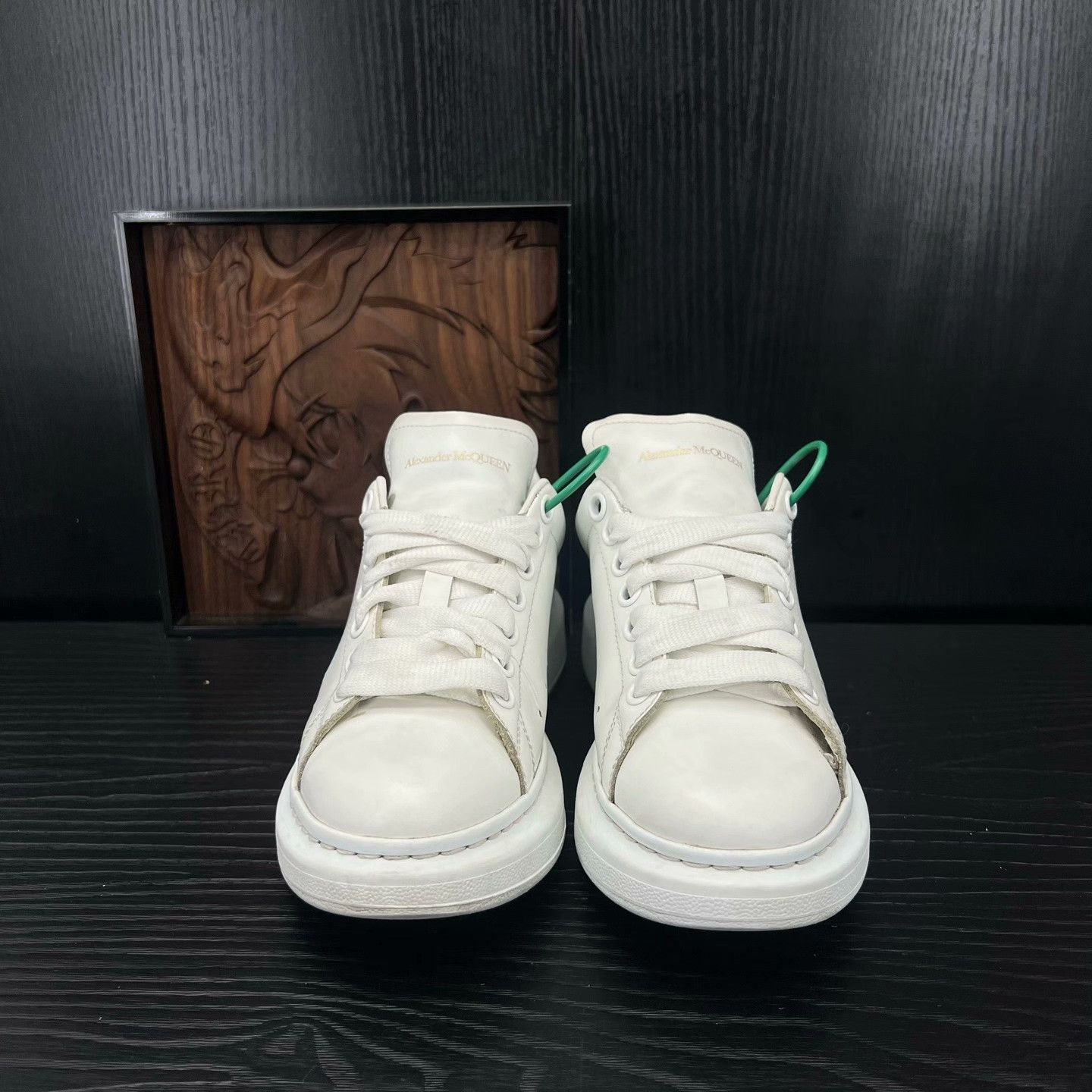Alexander McQueen Alexander McQueen Black Lowtop Sneakers 37 Women Size US 6.5 / IT 36.5 - 4 Thumbnail