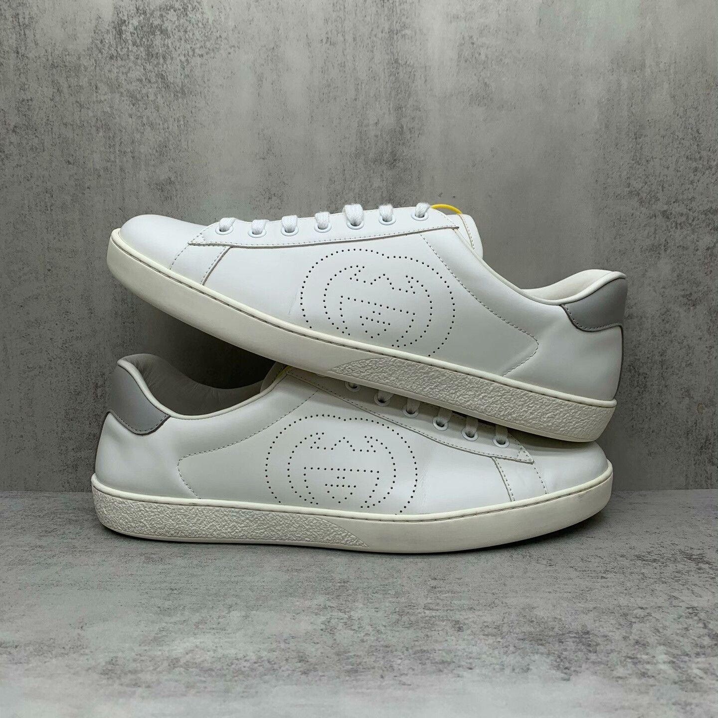 Gucci Gucci White Lowtop Sneakers 44 Men Size US 10.5 / EU 43-44 - 2 Thumbnail