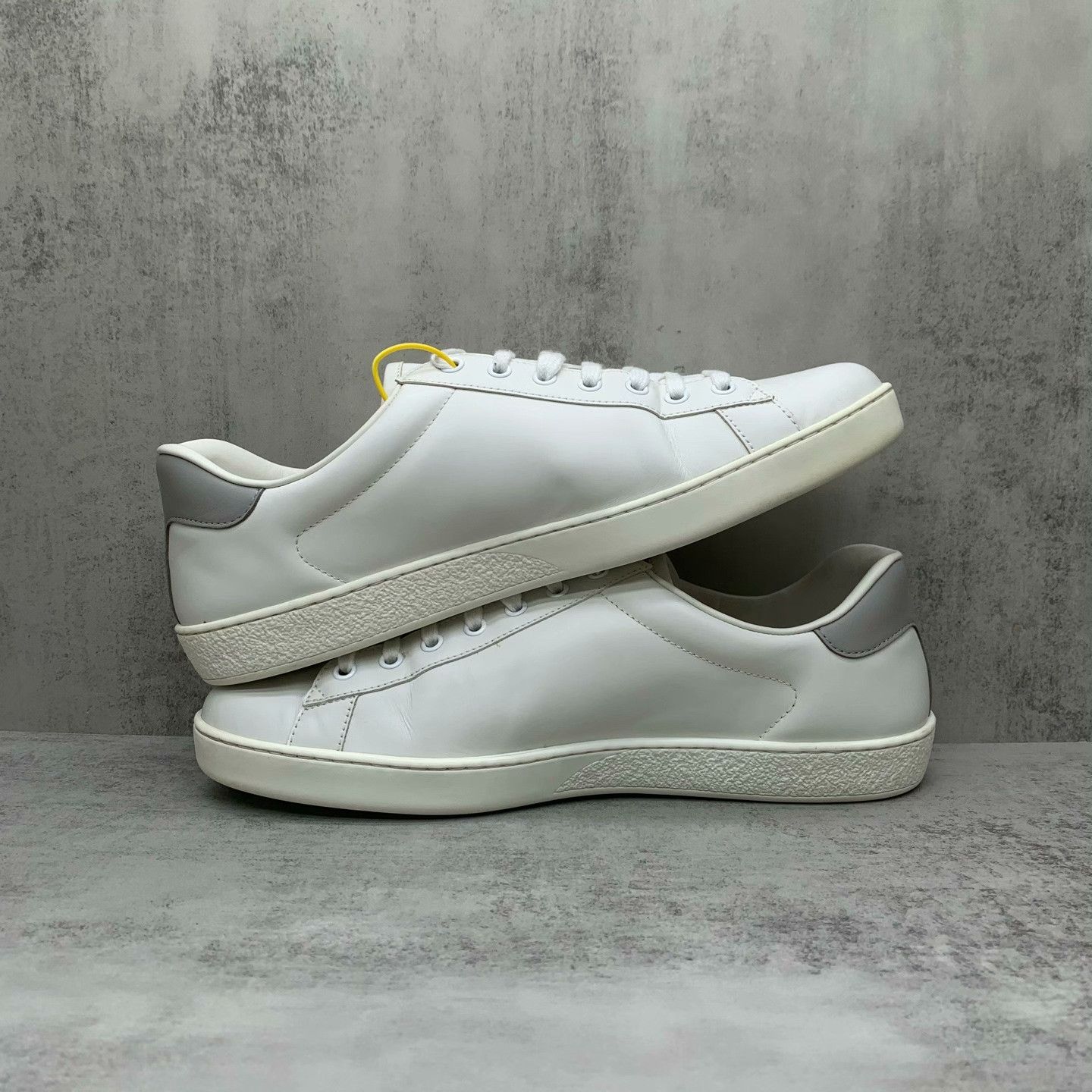Gucci Gucci White Lowtop Sneakers 44 Men Size US 10.5 / EU 43-44 - 3 Thumbnail