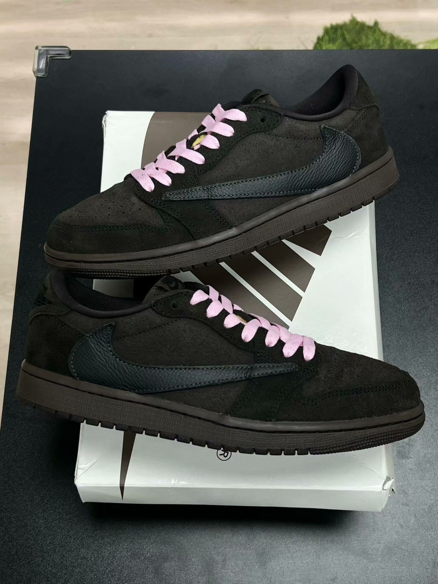 Nike Nike AJ1 Brown Lowtop Sneakers 42 Men Size US 9 / EU 42 - 5 Thumbnail