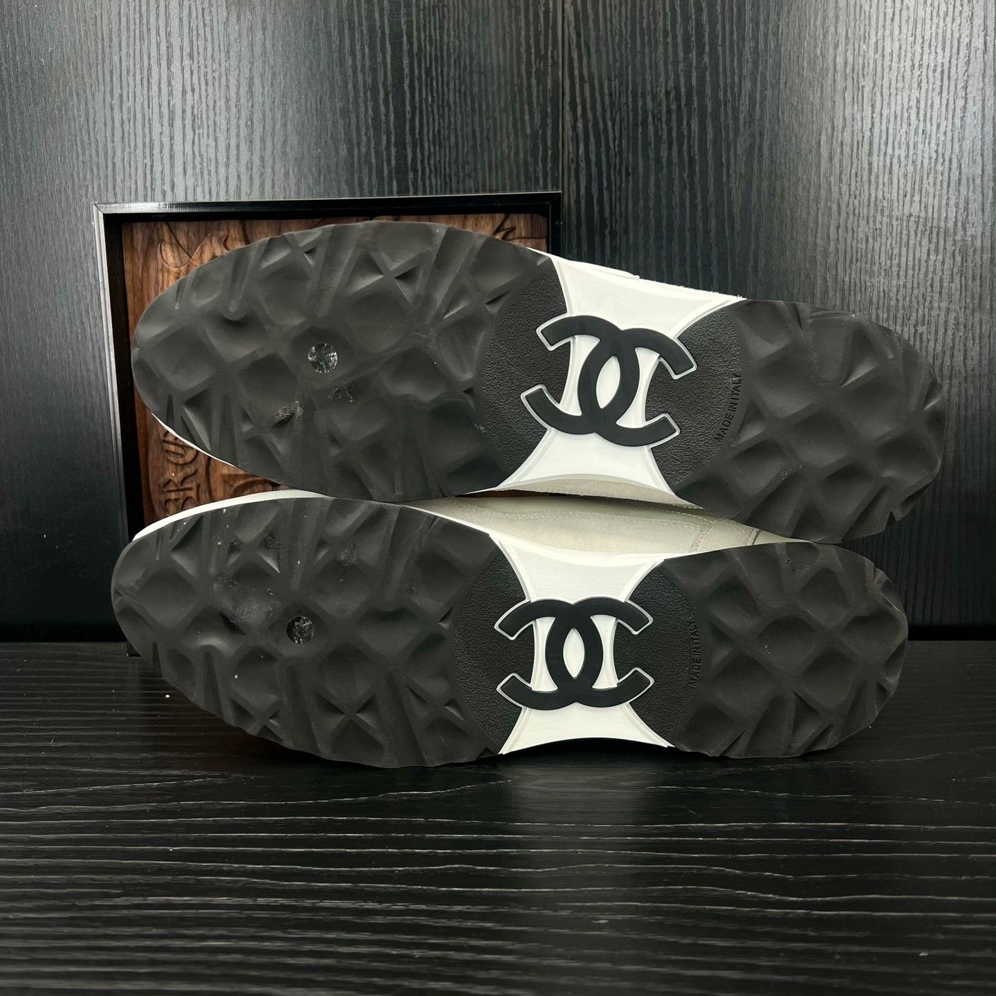 Chanel Chanel White Lowtop Sneakers 25 Men Size US 10 / EU 43 - 6 Thumbnail