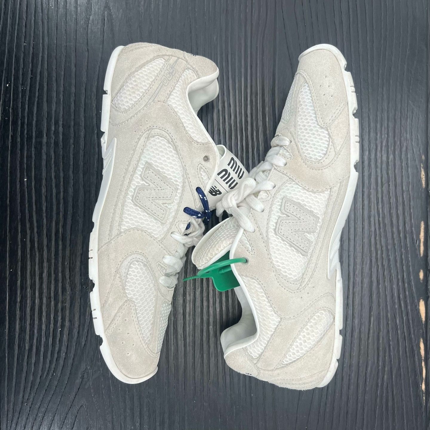 New Balance New Balance White Lowtop Sneakers 39 Women Size US 8.5 / IT 38.5 - 3 Thumbnail