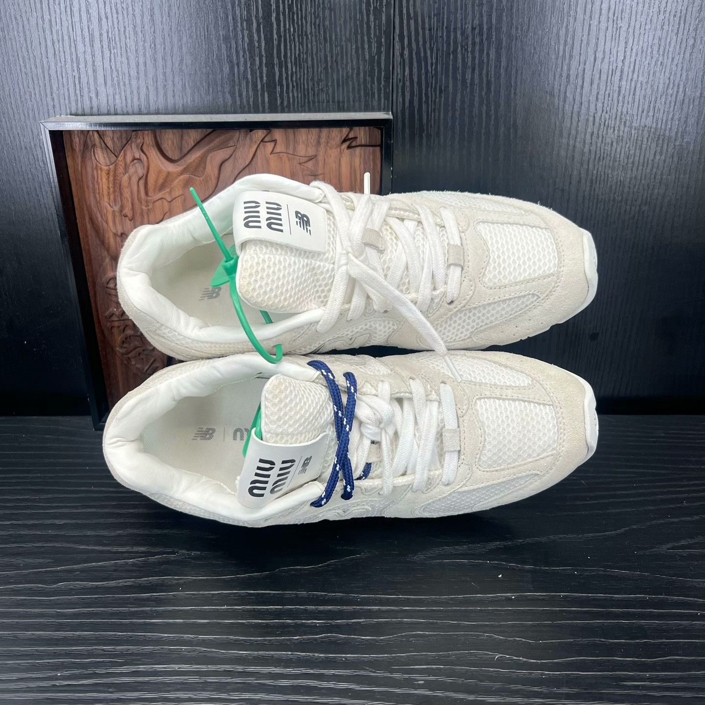New Balance New Balance White Lowtop Sneakers 39 Women Size US 8.5 / IT 38.5 - 6 Thumbnail