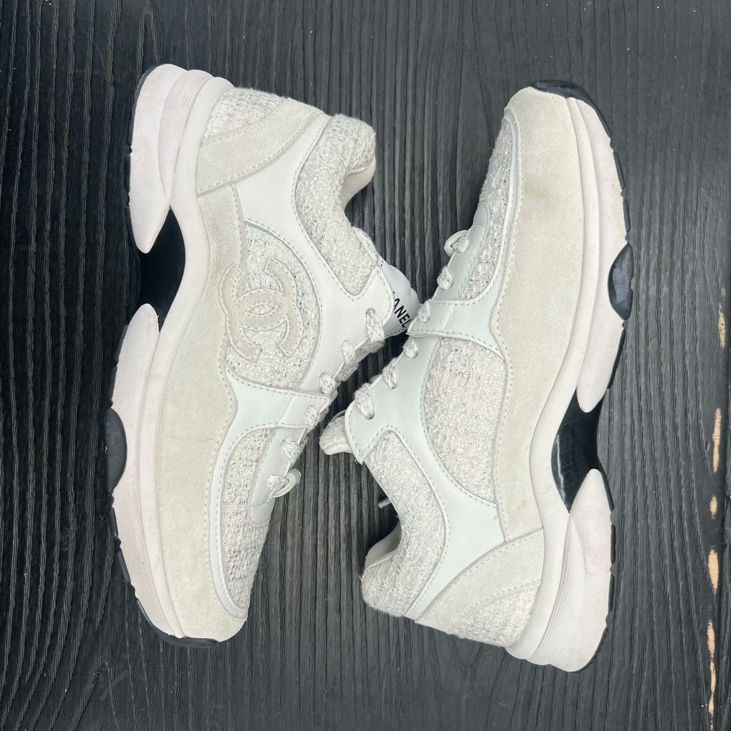 Chanel Chanel Suede White Lowtop Sneakers 36 Women Size US 6 / IT 36 - 3 Thumbnail