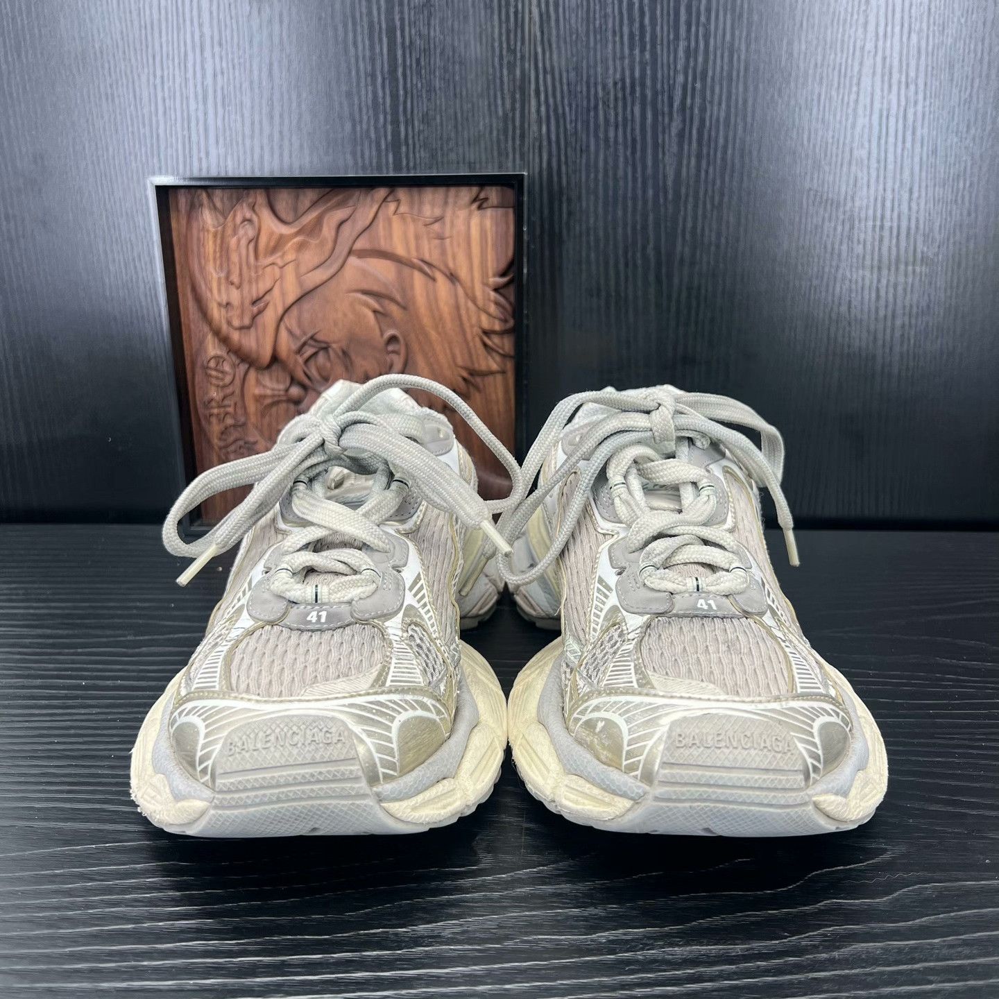 Balenciaga Balenciaga Beige Lowtop Sneakers XXXL Men Size US 10 / EU 43 - 2 Thumbnail