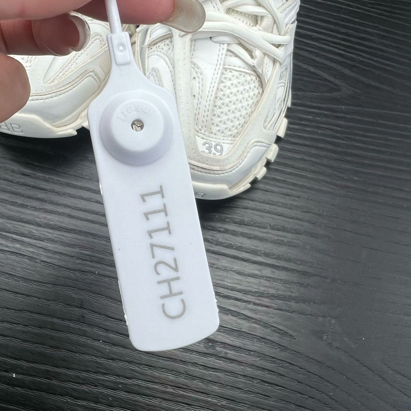 Balenciaga Balenciaga White Sandals 39 Women Size US 8.5 / IT 38.5 - 9 Thumbnail